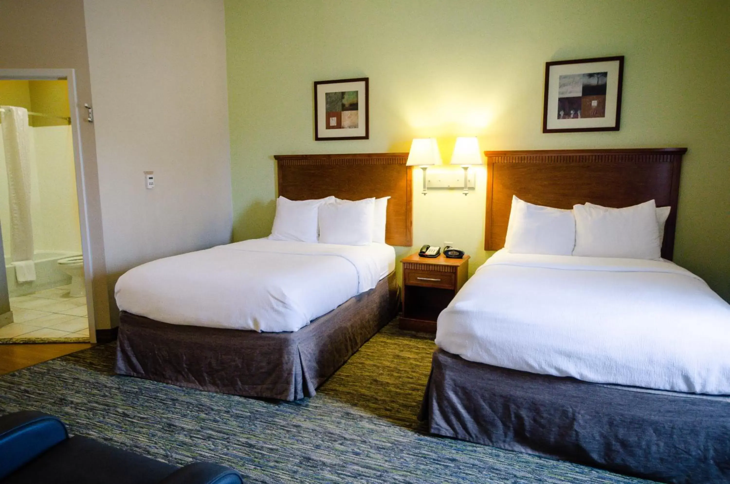 Bed in Candlewood Suites Temple, an IHG Hotel