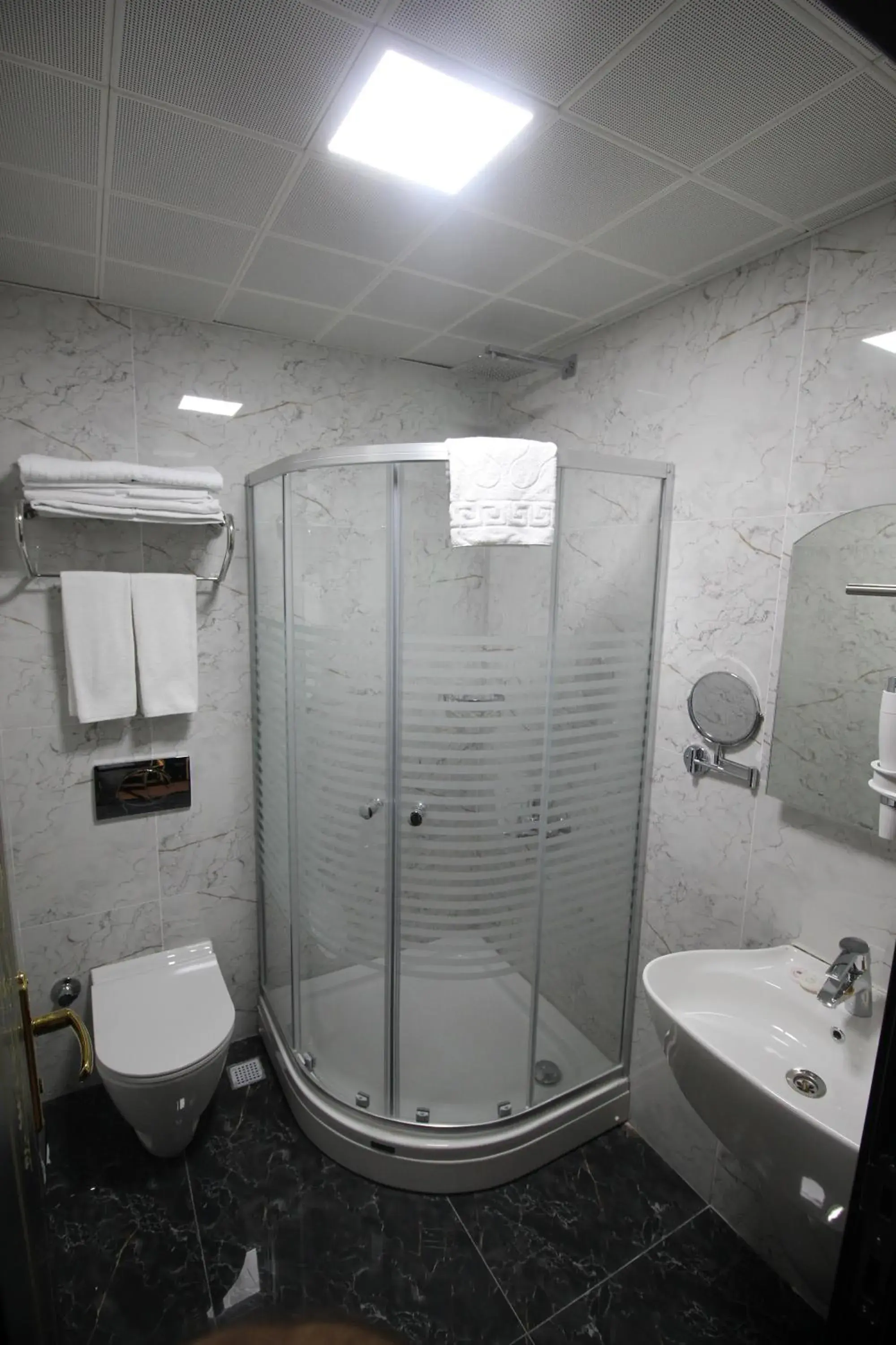 Shower, Bathroom in Laleli Blue Marmaray Hotel