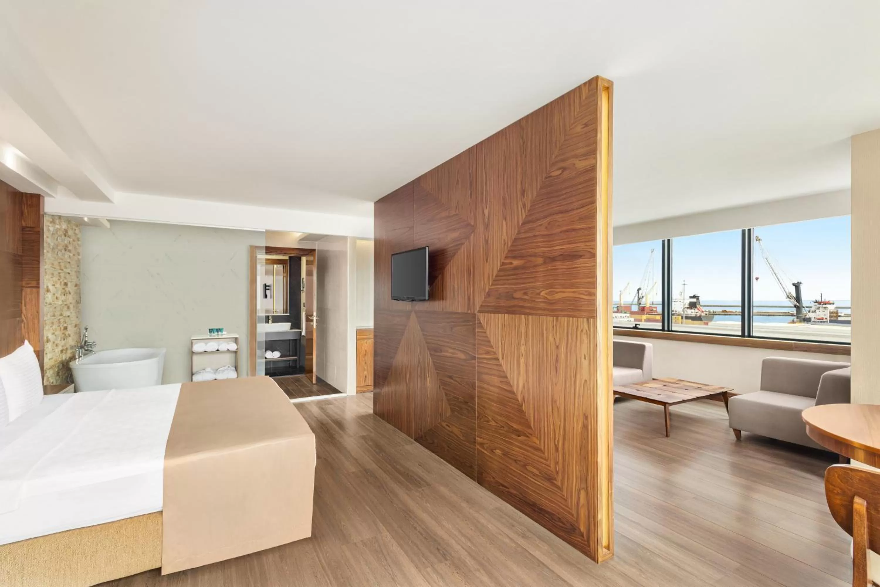 Sea view, Bed in Ramada Plaza by Wyndham Samsun