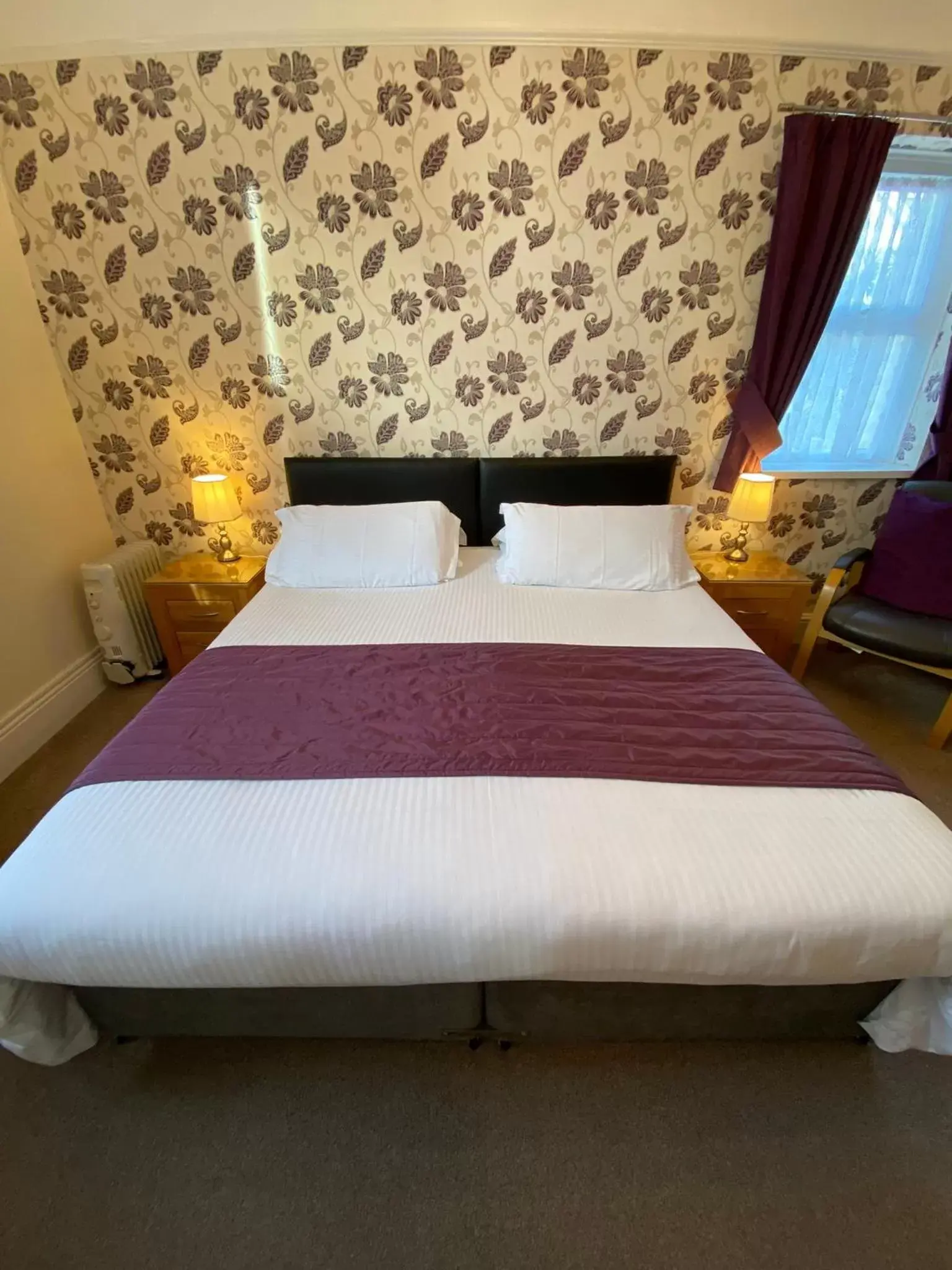 Bed in Paignton Court