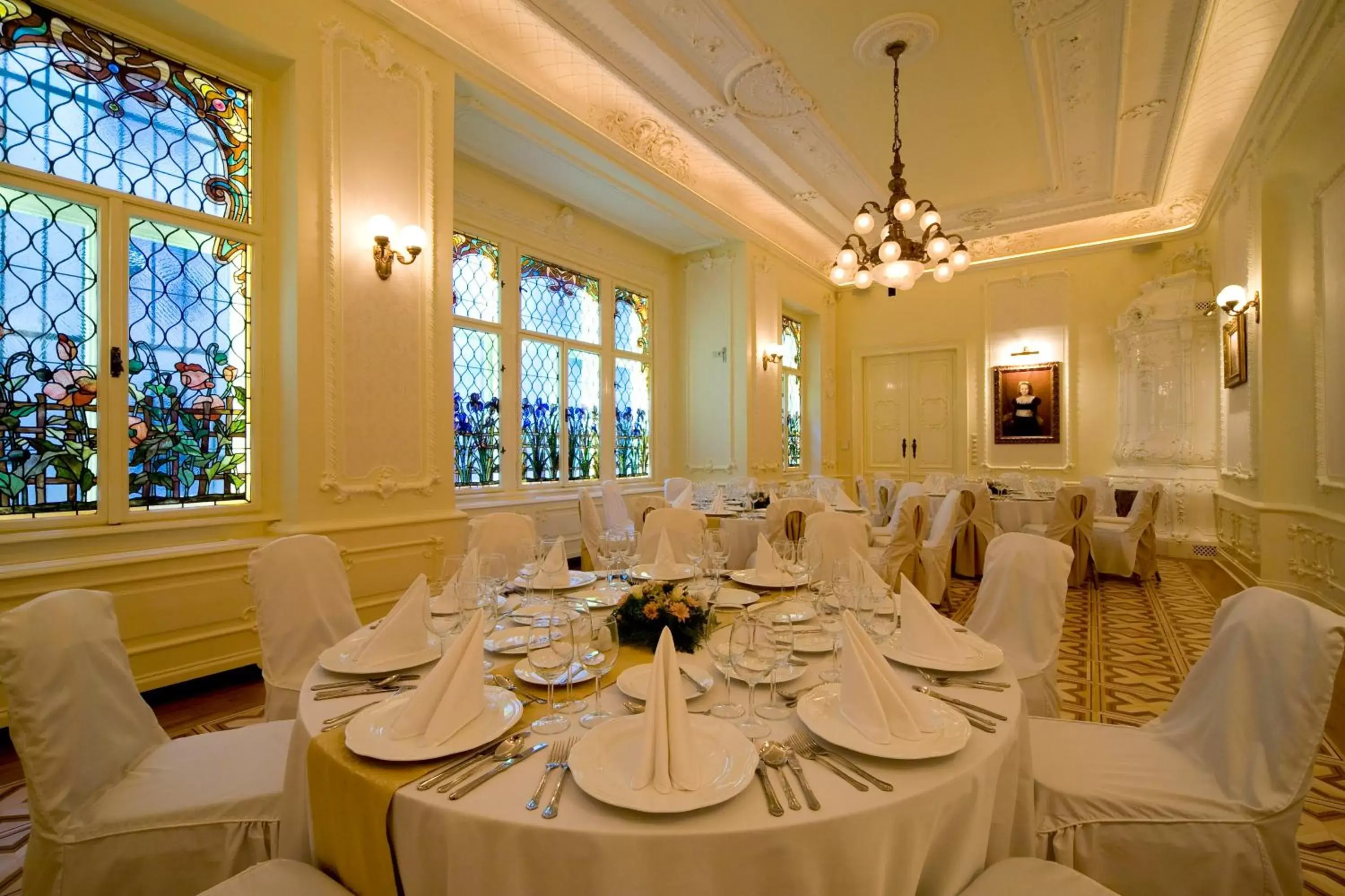 Banquet/Function facilities, Restaurant/Places to Eat in Boutique Hotel Victoria Budapest