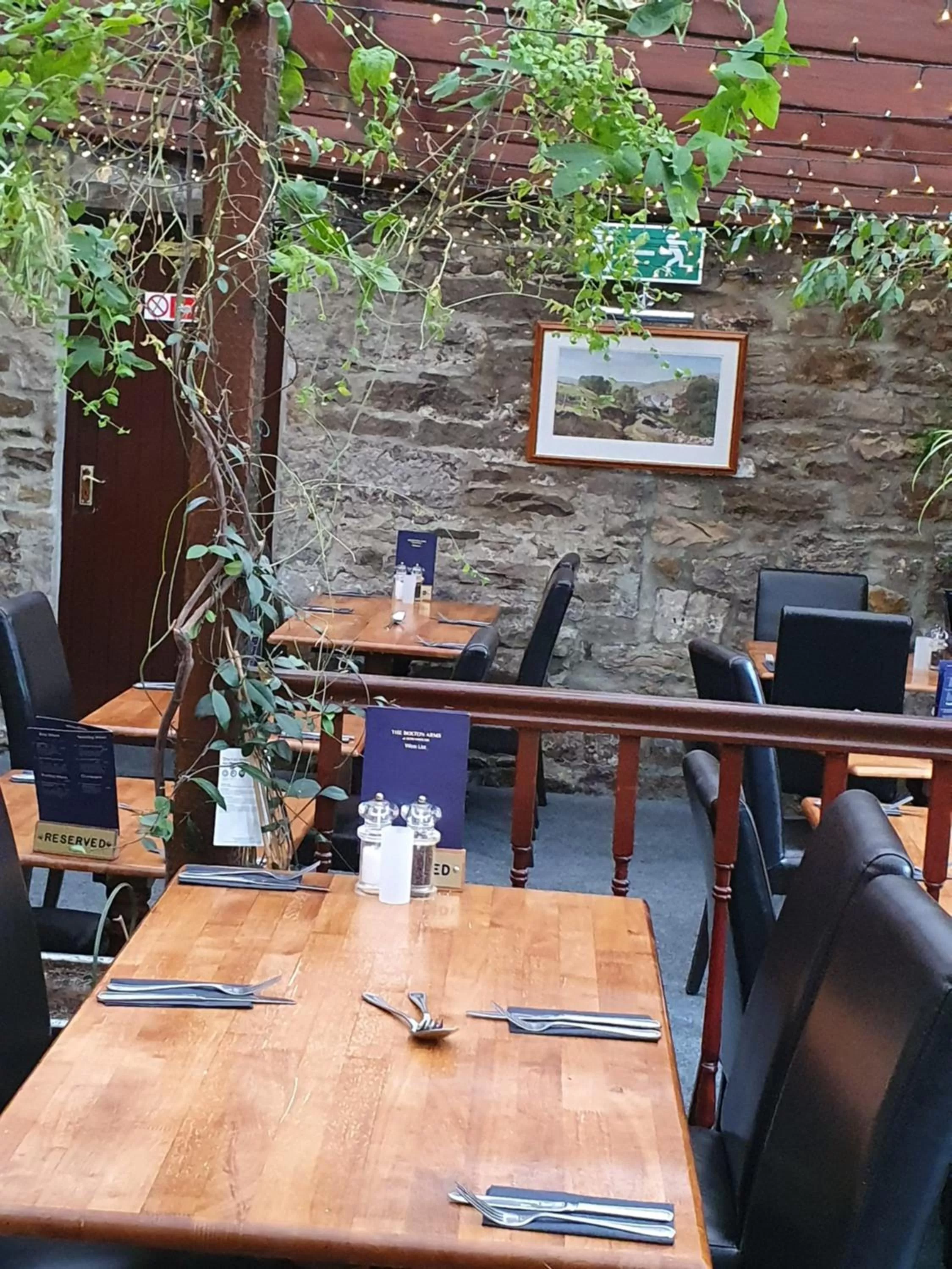 Restaurant/Places to Eat in Bolton arms downholme