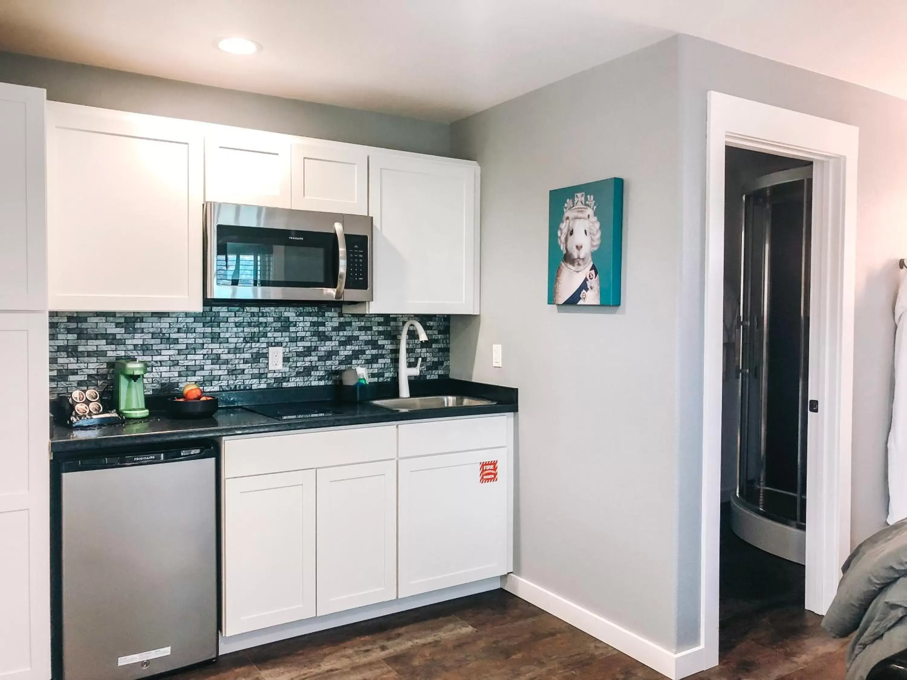 Kitchen or kitchenette, Kitchen/Kitchenette in EO Bungalows, Black Hills