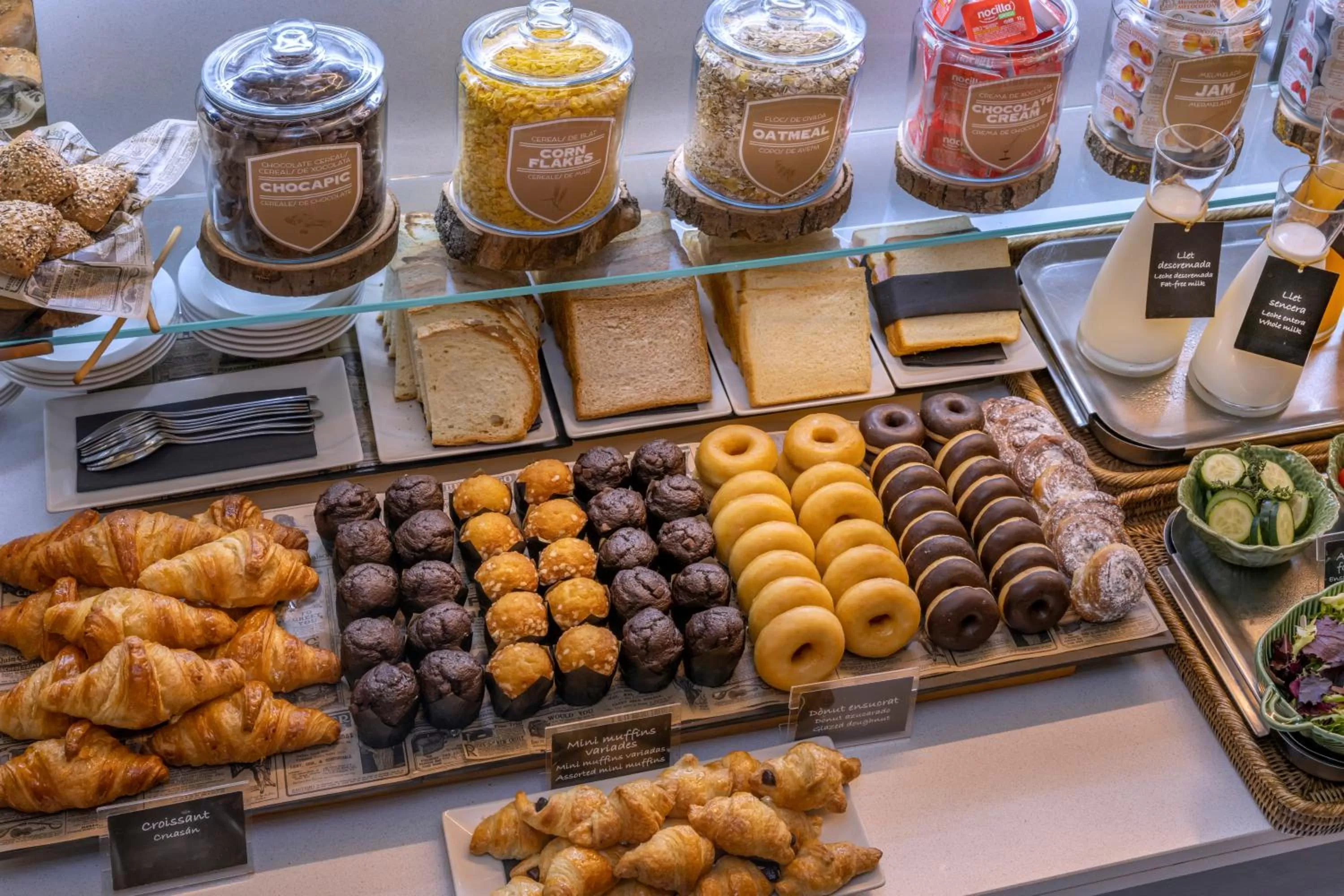 Buffet breakfast in SERHS Carlit Boutique Hotel