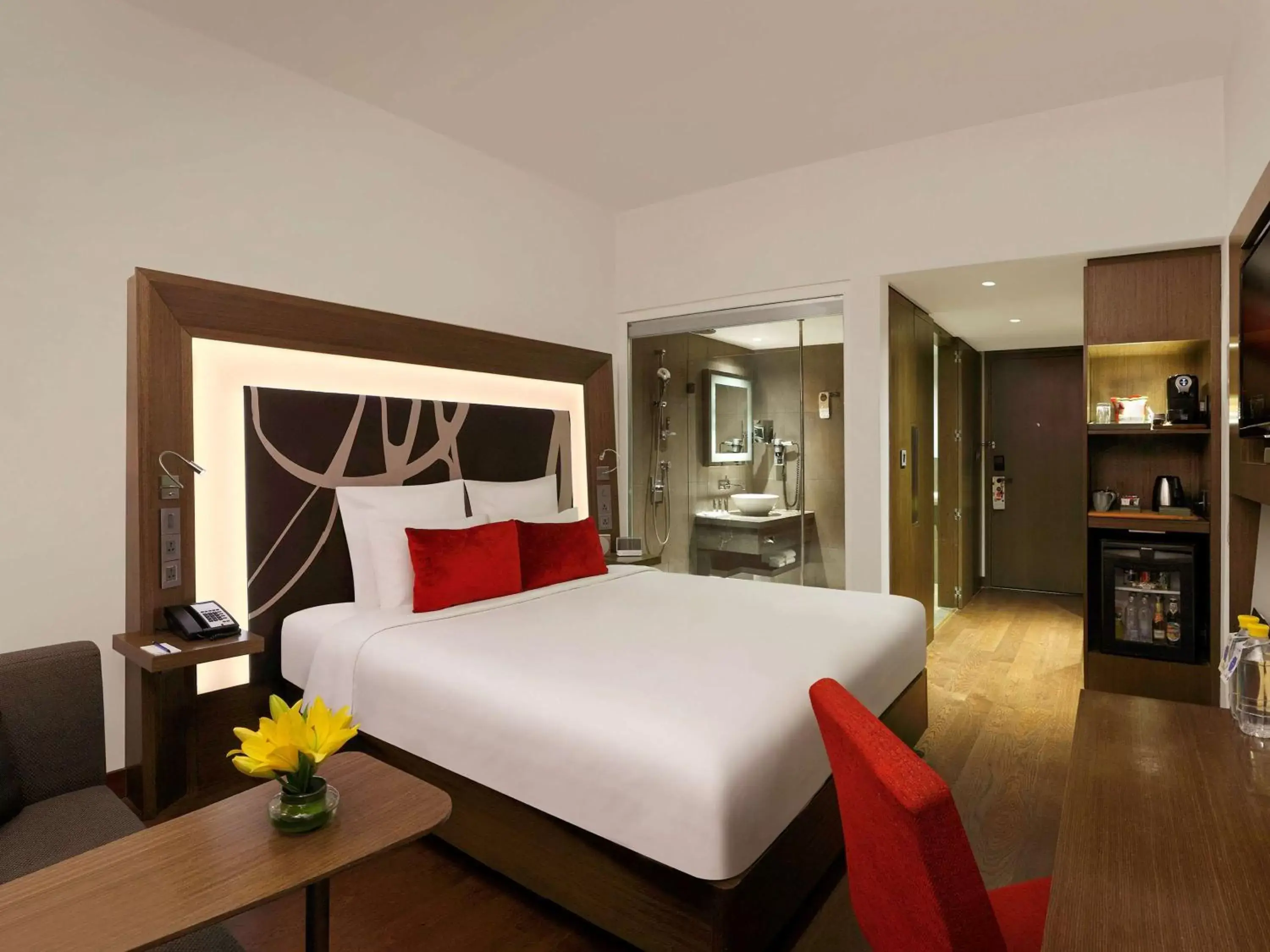 Photo of the whole room, Bed in Novotel New Delhi Aerocity- International Airport