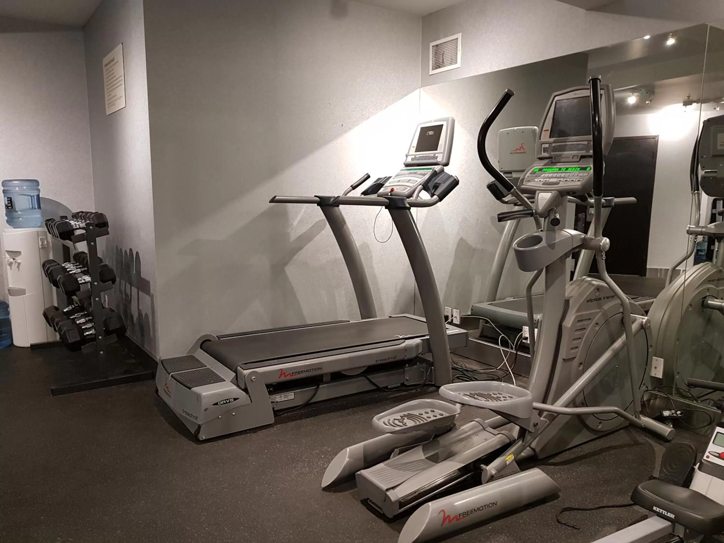 Fitness centre/facilities in Paradise Resort Club and Spa