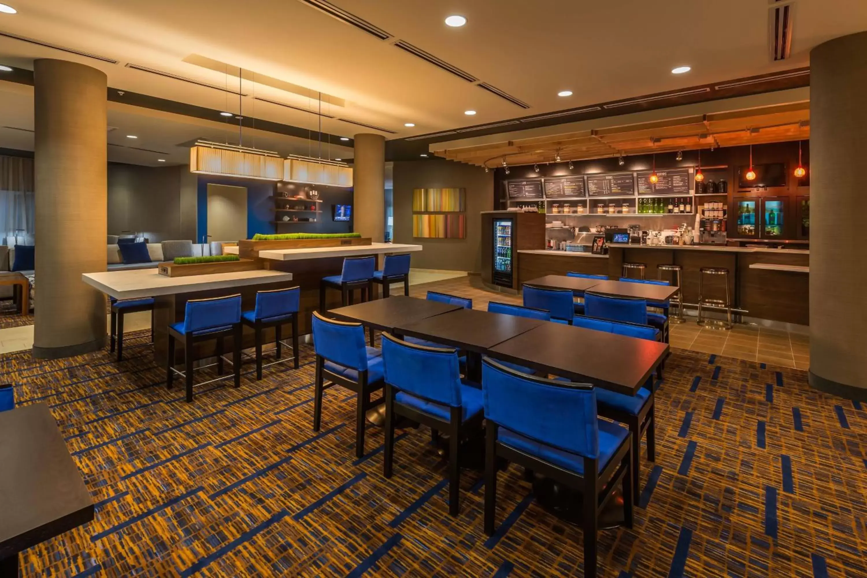 Restaurant/Places to Eat in Courtyard by Marriott Reno Downtown/Riverfront