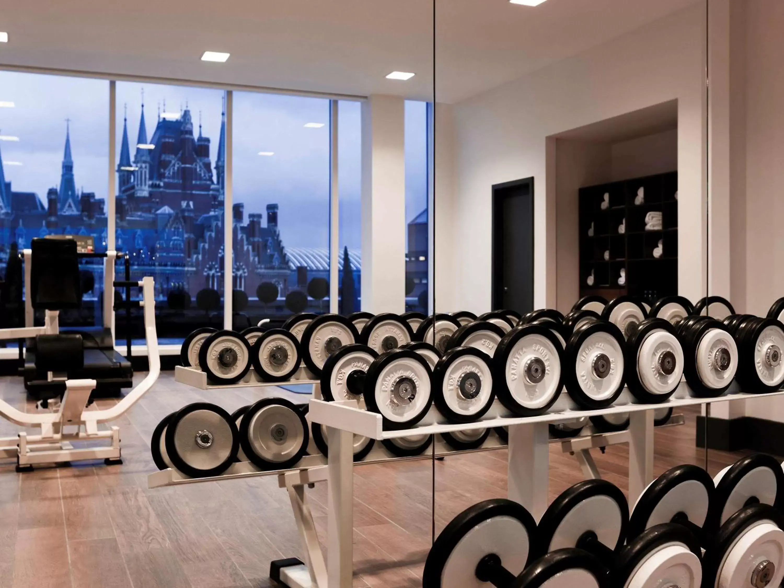 Fitness centre/facilities in Pullman London St Pancras