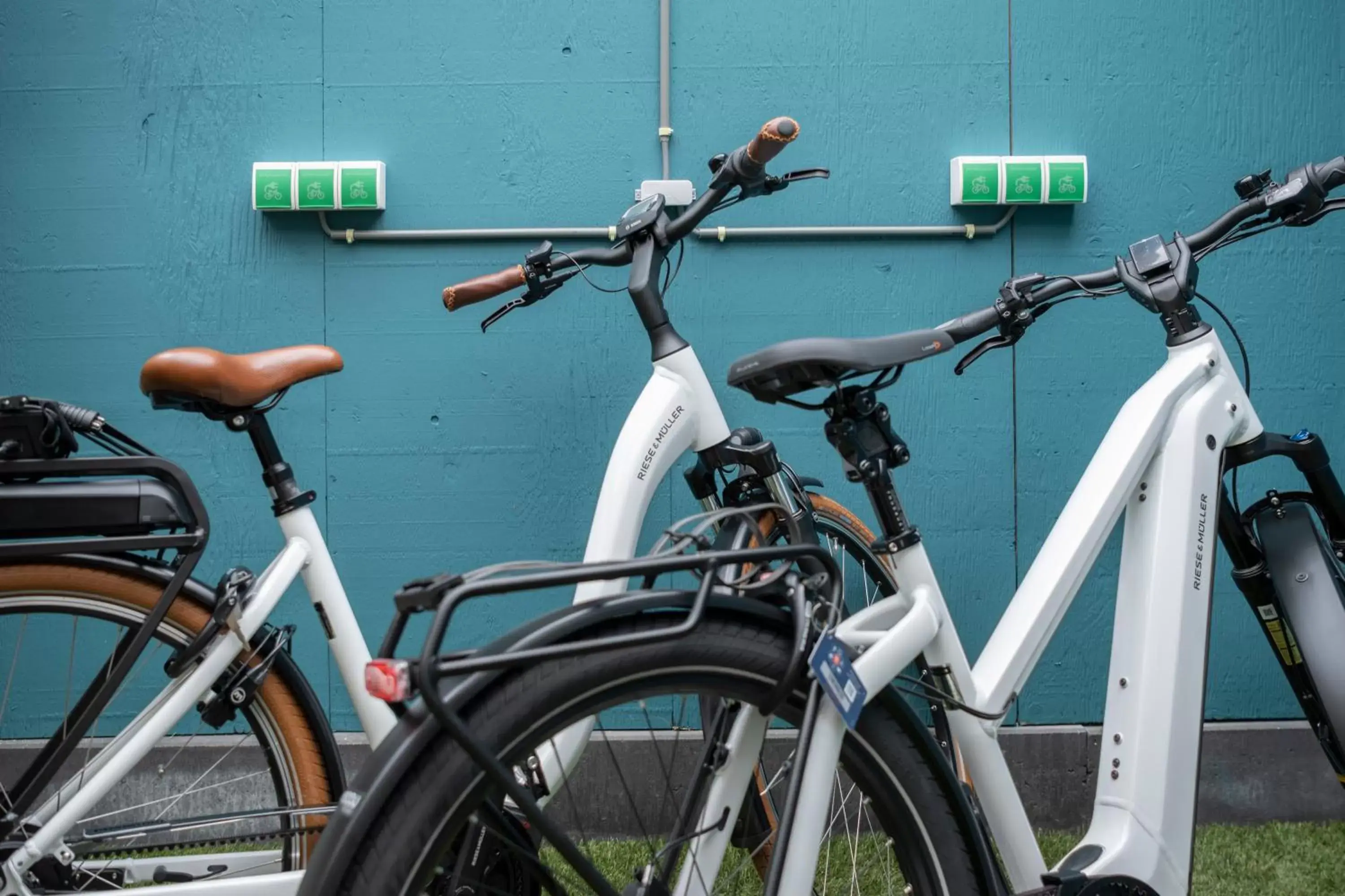 Property building, Biking in Hotel Old Dutch Bergen op Zoom