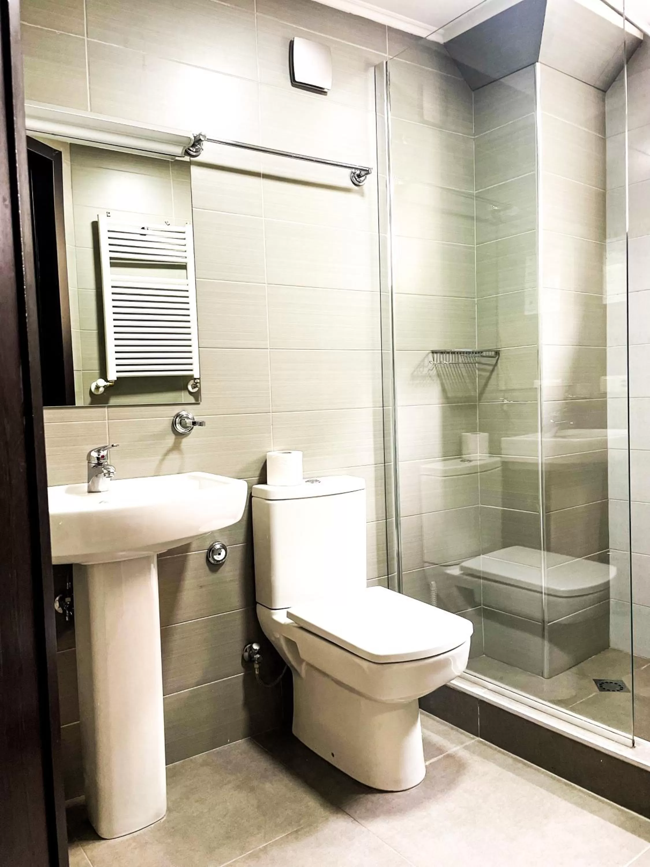 Bathroom in Hotel Dcorner