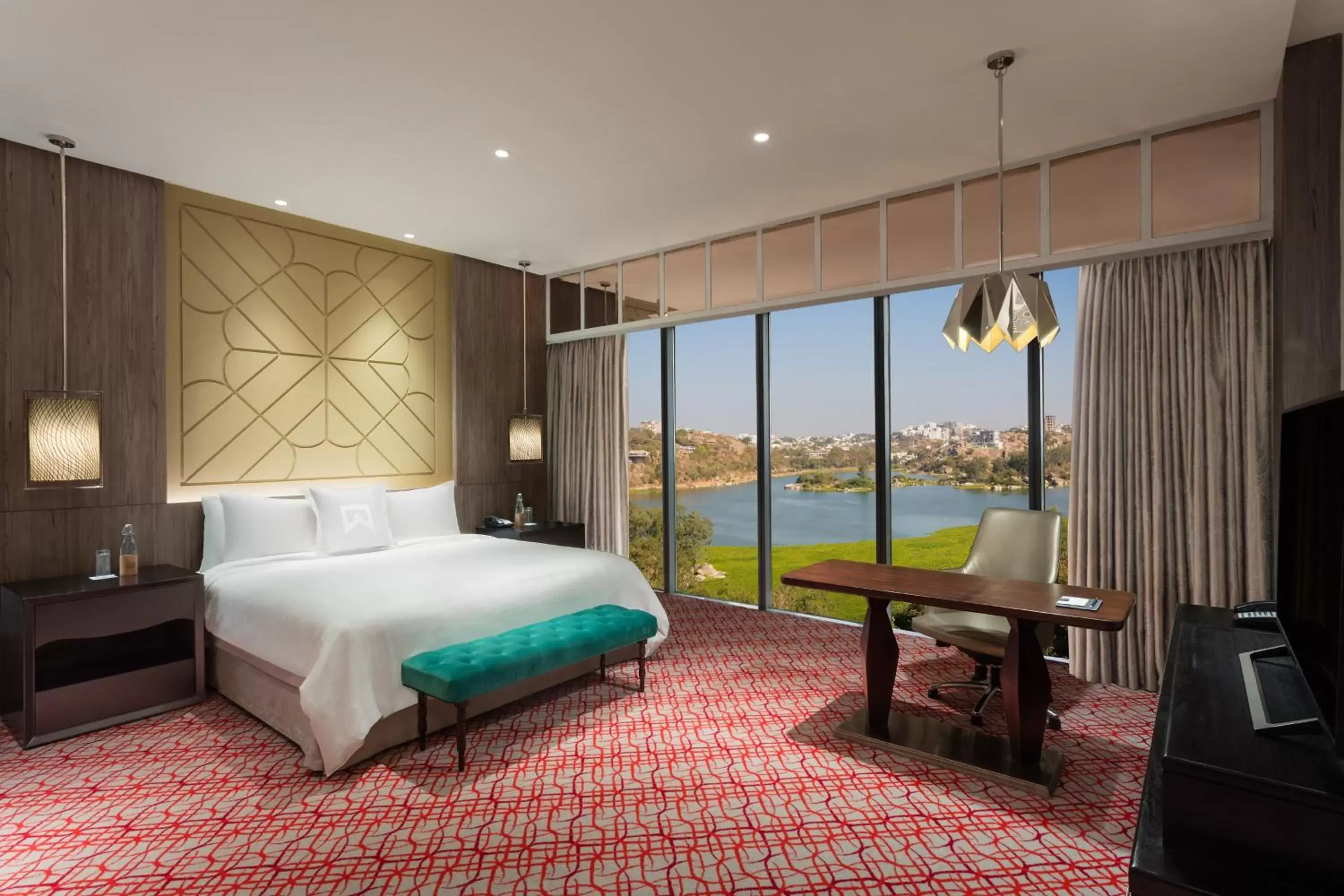 Bedroom in ITC Kohenur, a Luxury Collection Hotel, Hyderabad