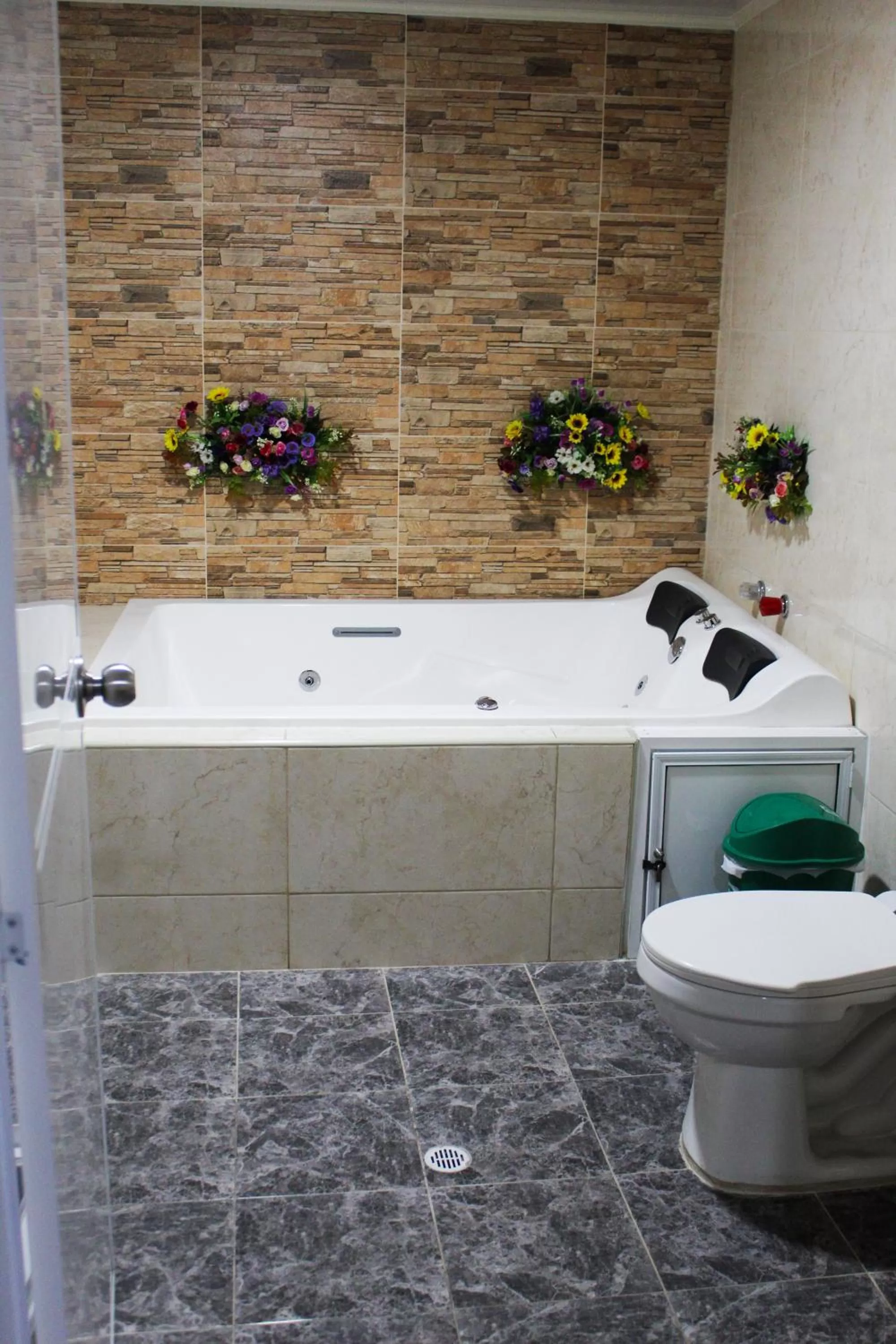 Hot Tub in Hotel Colonial San Felipe