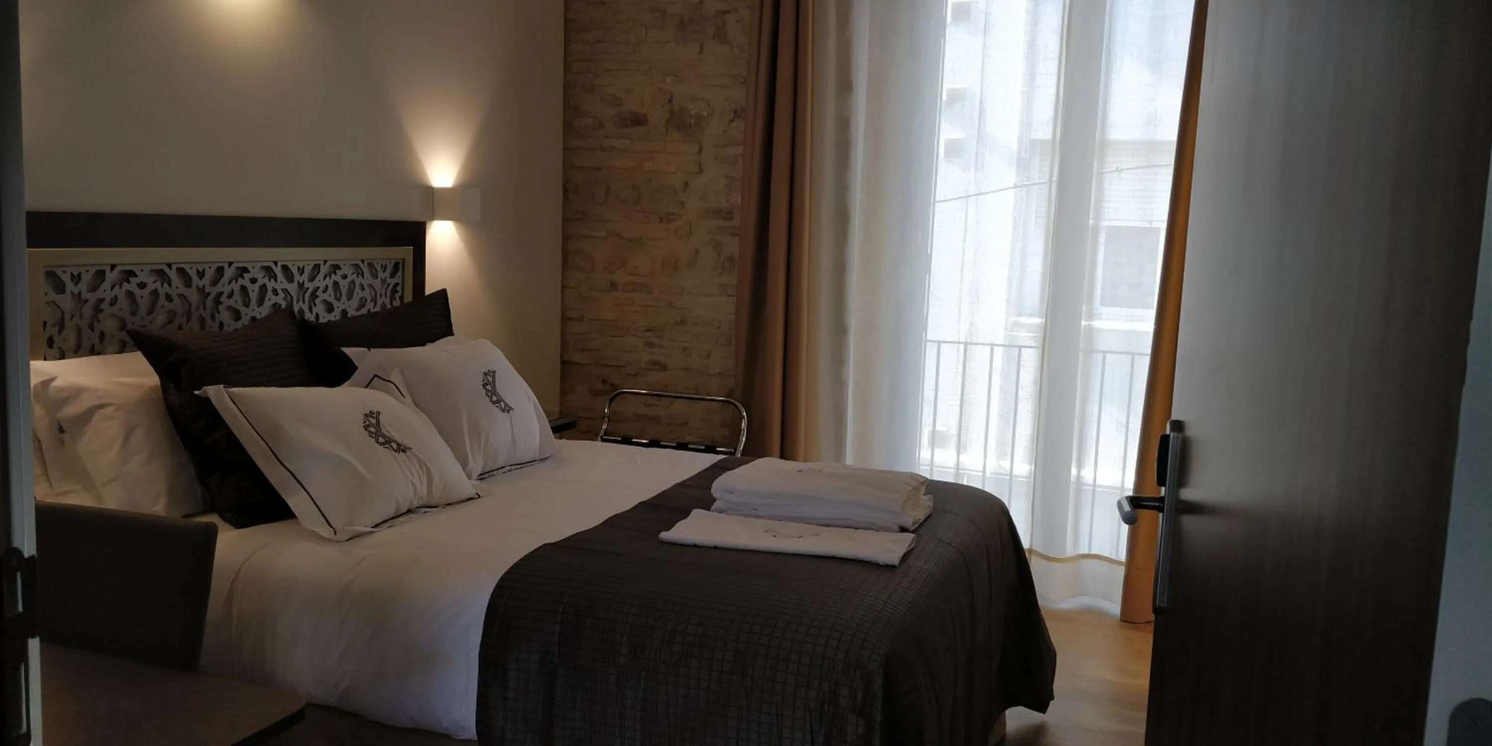 Bedroom, Bed in Patios del Orfebre