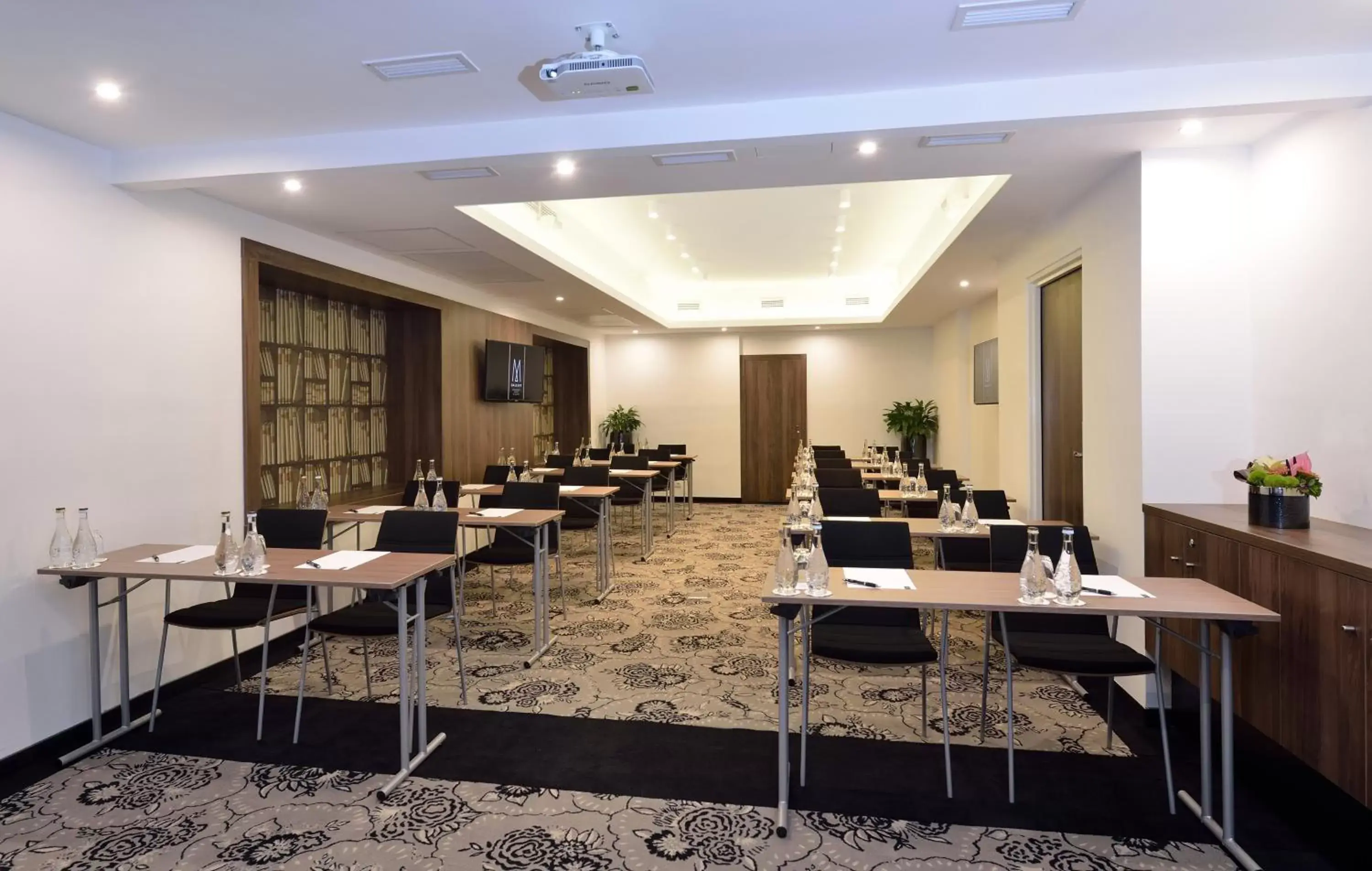 Banquet/Function facilities, Restaurant/Places to Eat in Hotel Nemzeti Budapest - MGallery