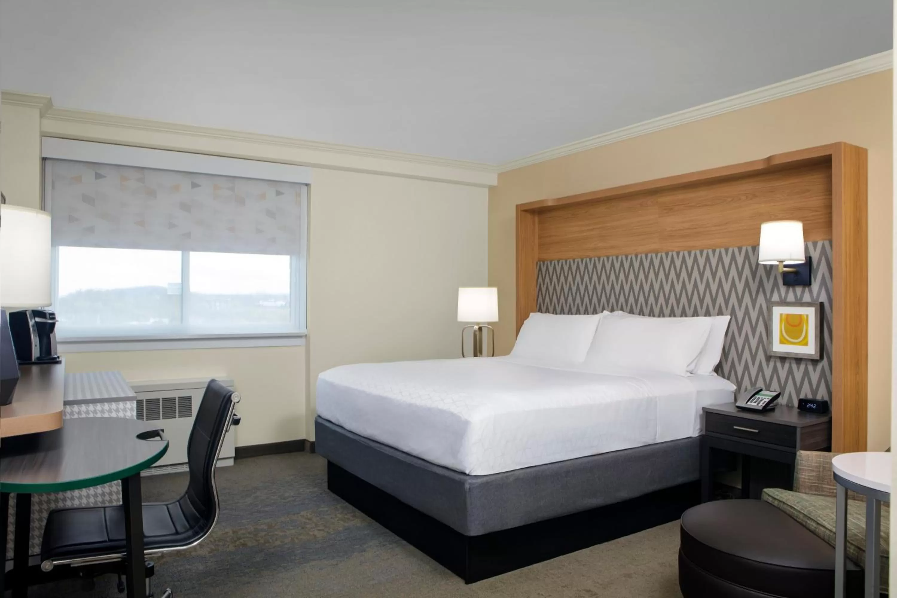 Photo of the whole room, Bed in Holiday Inn Binghamton-Downtown Hawley Street by IHG