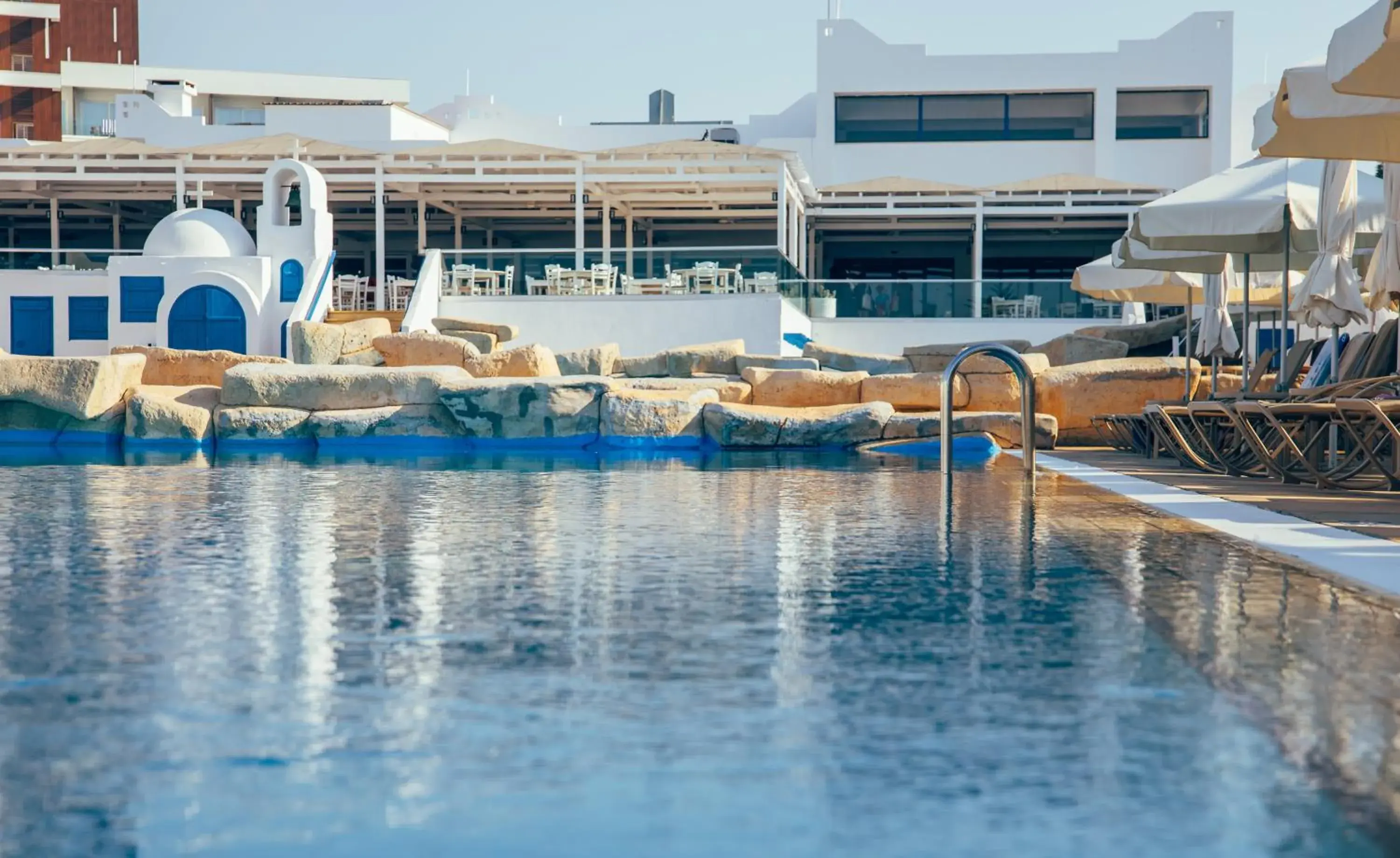 Swimming Pool in Atlantica Callisto