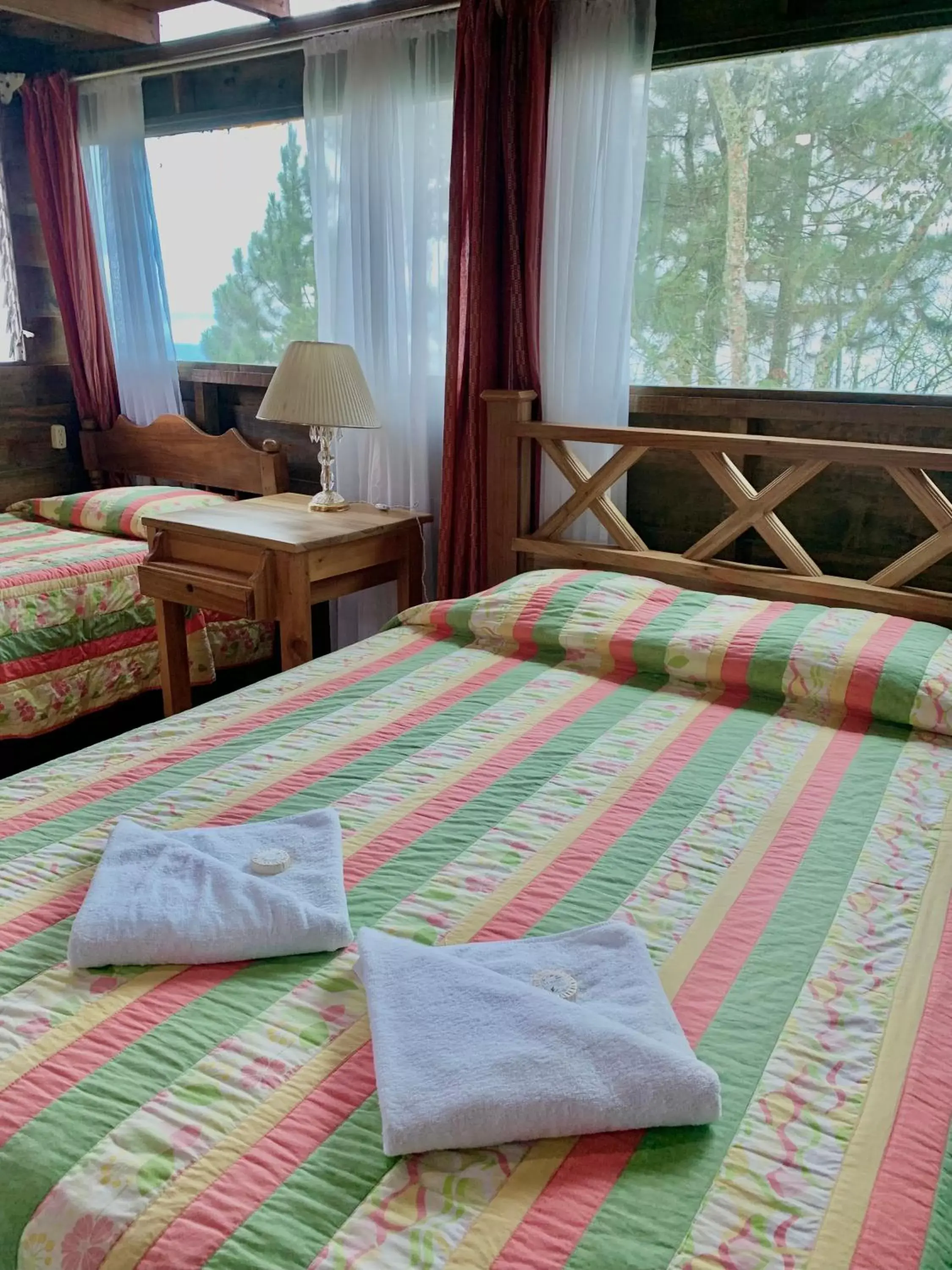 Bed in Vista Turrialba Lodge