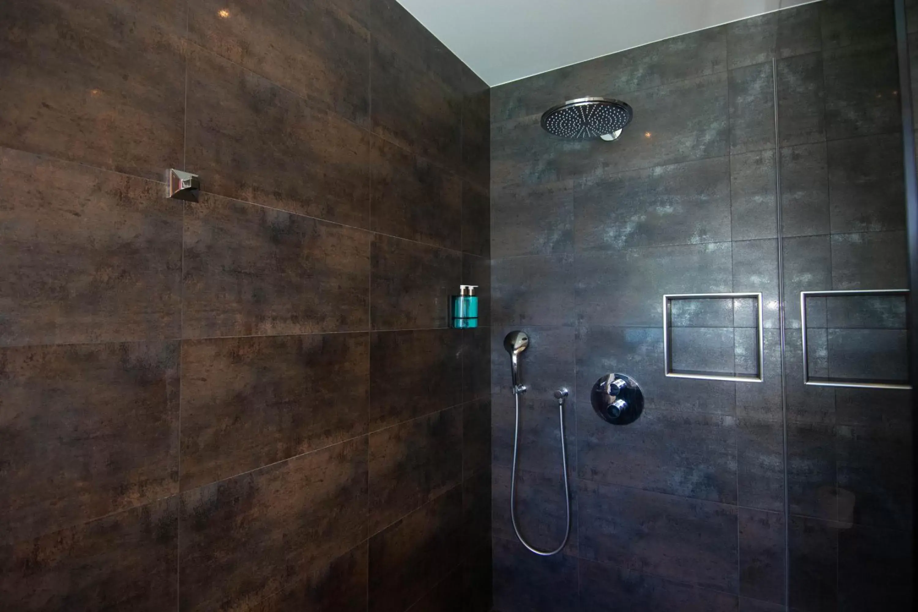 Shower, Bathroom in Boutique Hotel Vivenda Miranda