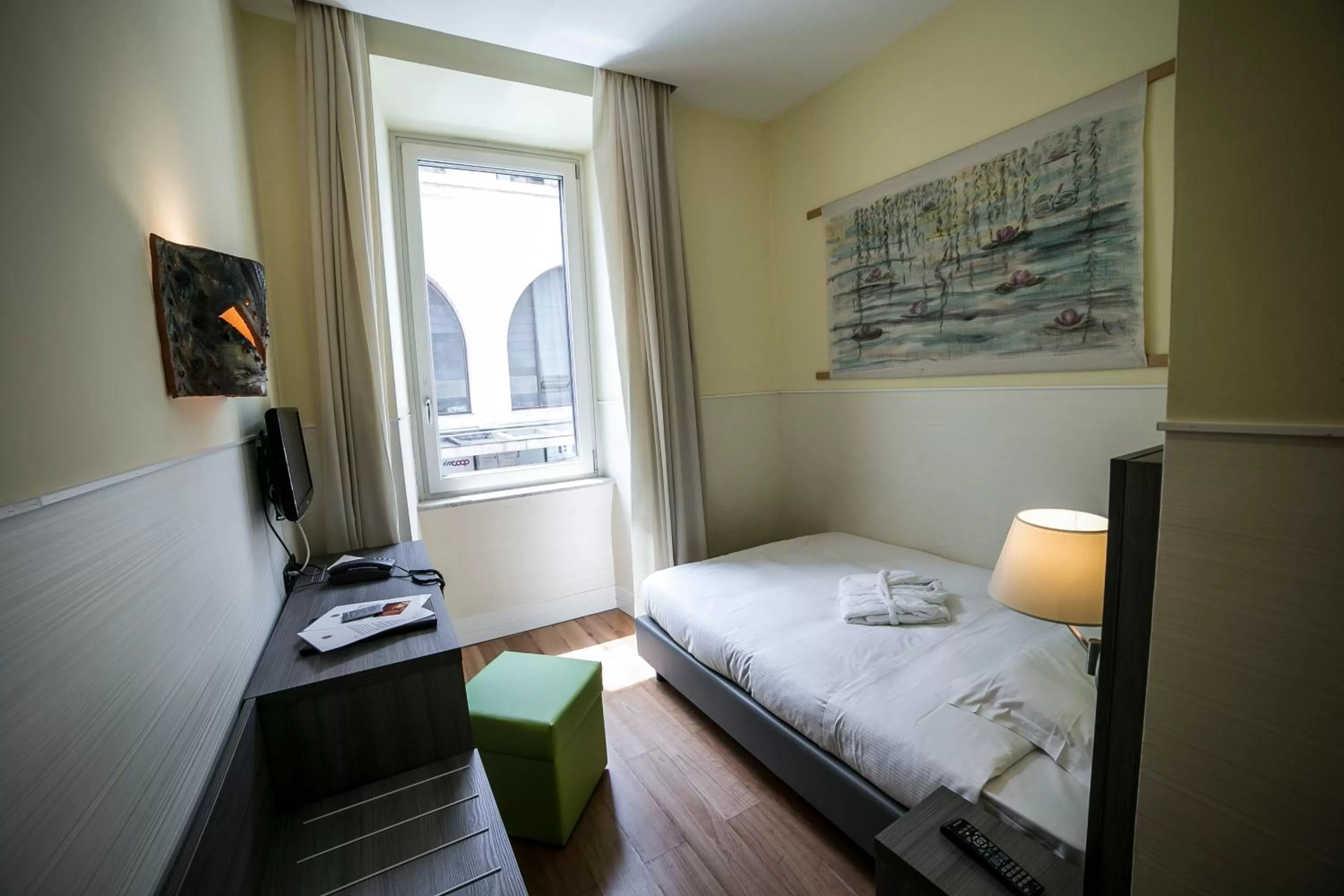 Bedroom, Bed in Hotel Aphrodite