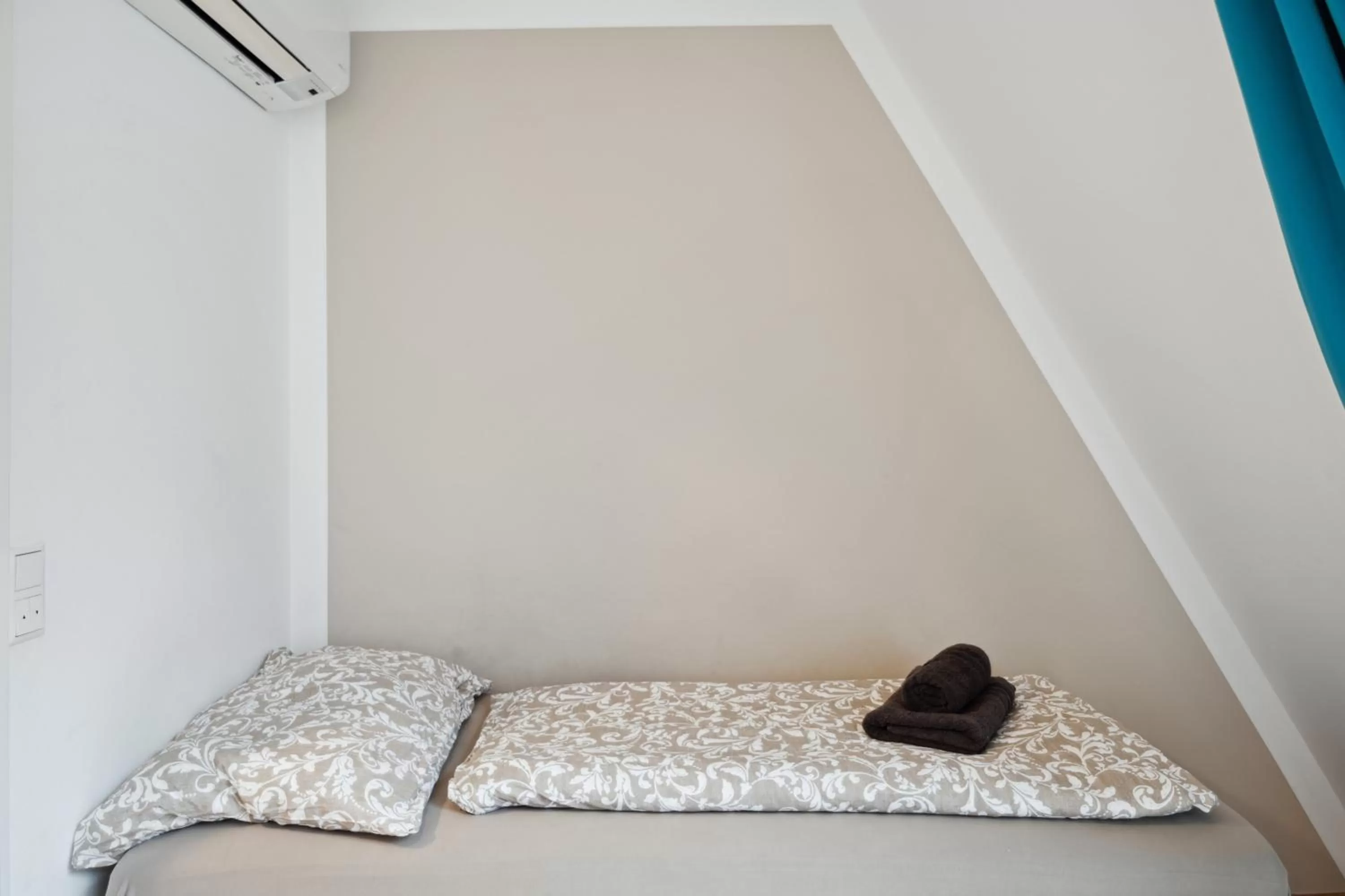 Bed in Florian's apartments in Mariahilf Vienna