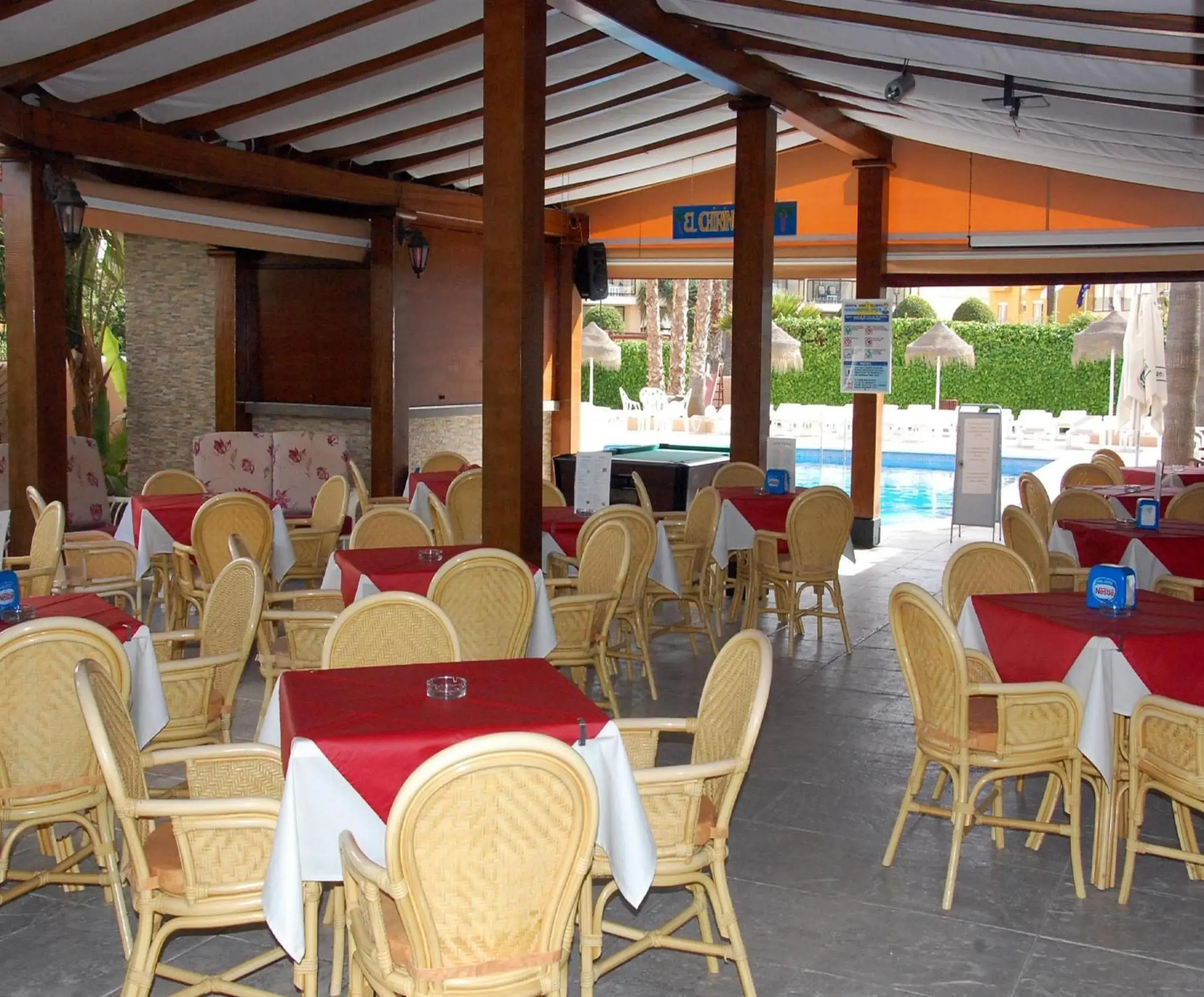 Restaurant/Places to Eat in Hostal Mar y Huerta