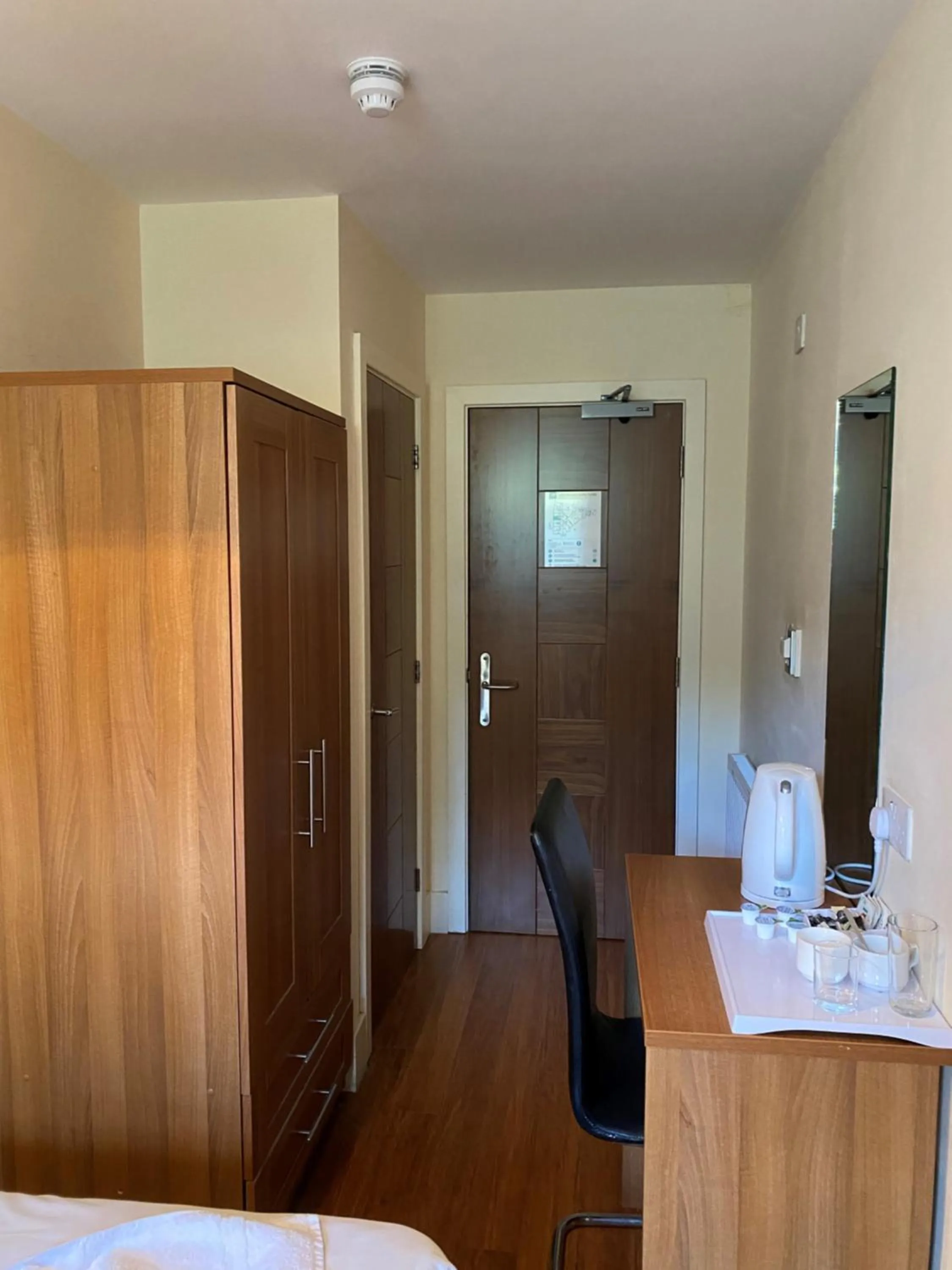 Bed in Wendover Arms Hotel