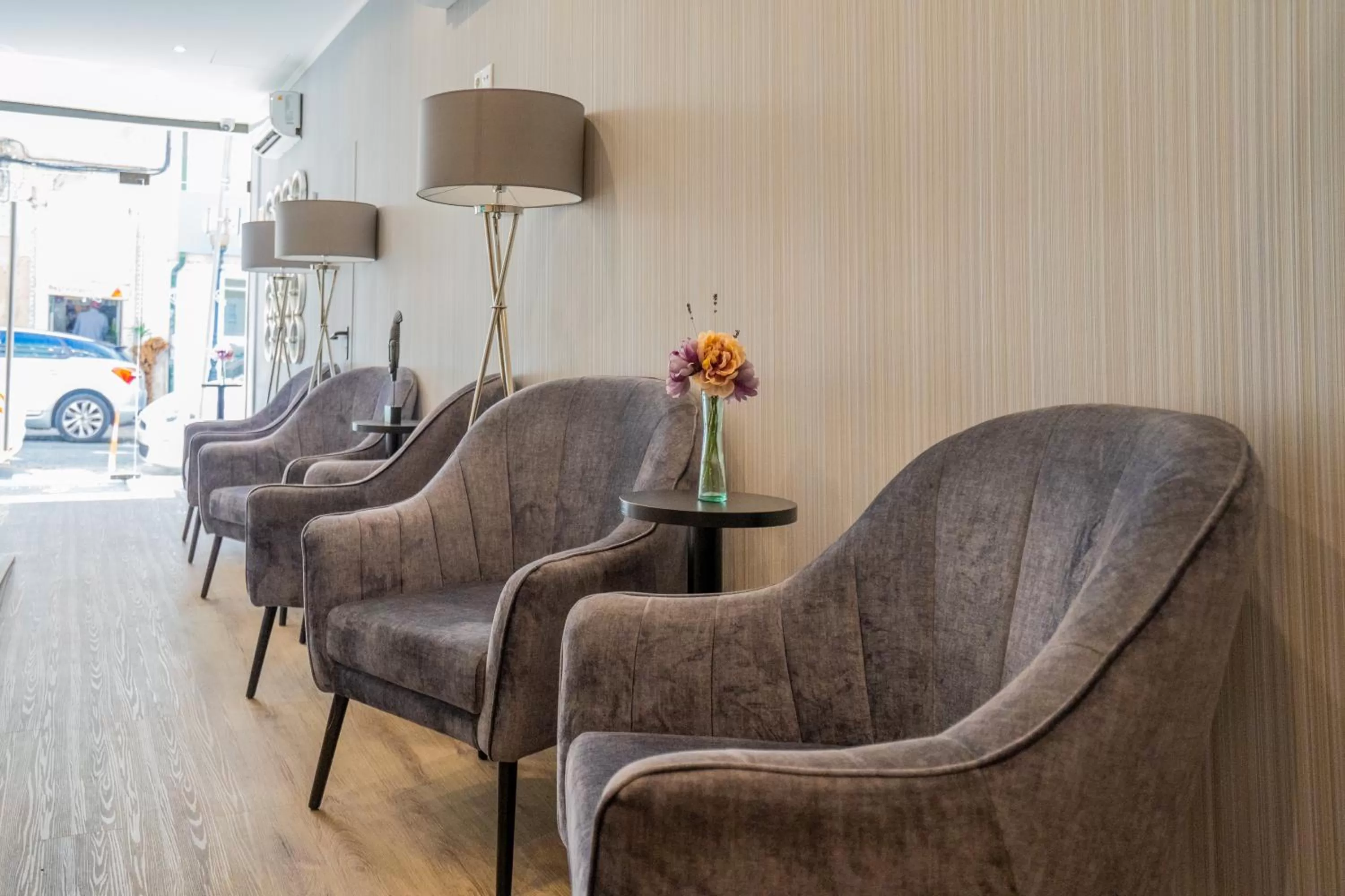 Living room in Dinya Lisbon Hotel