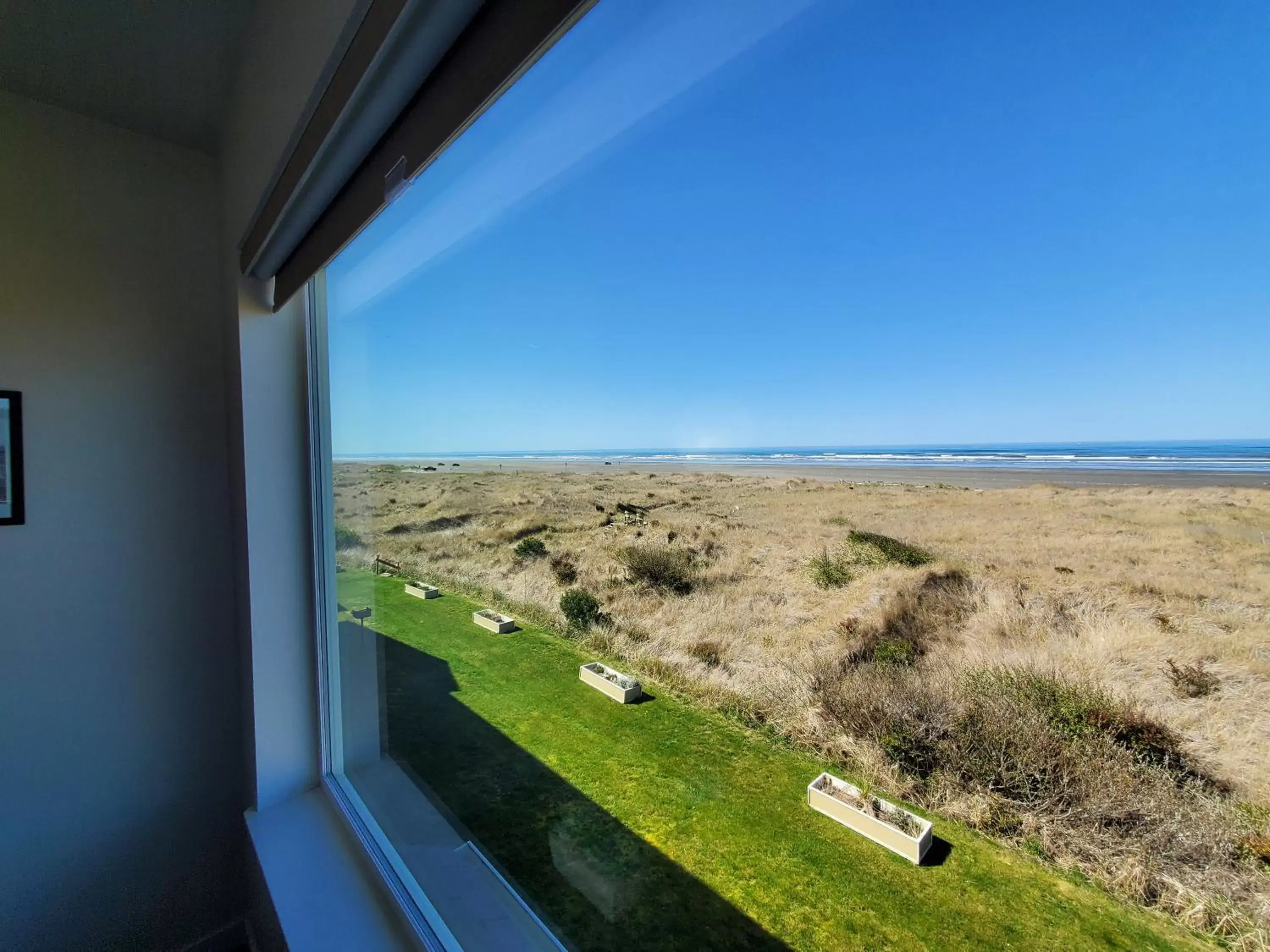 Day, Sea View in Moonstone Beach Motel