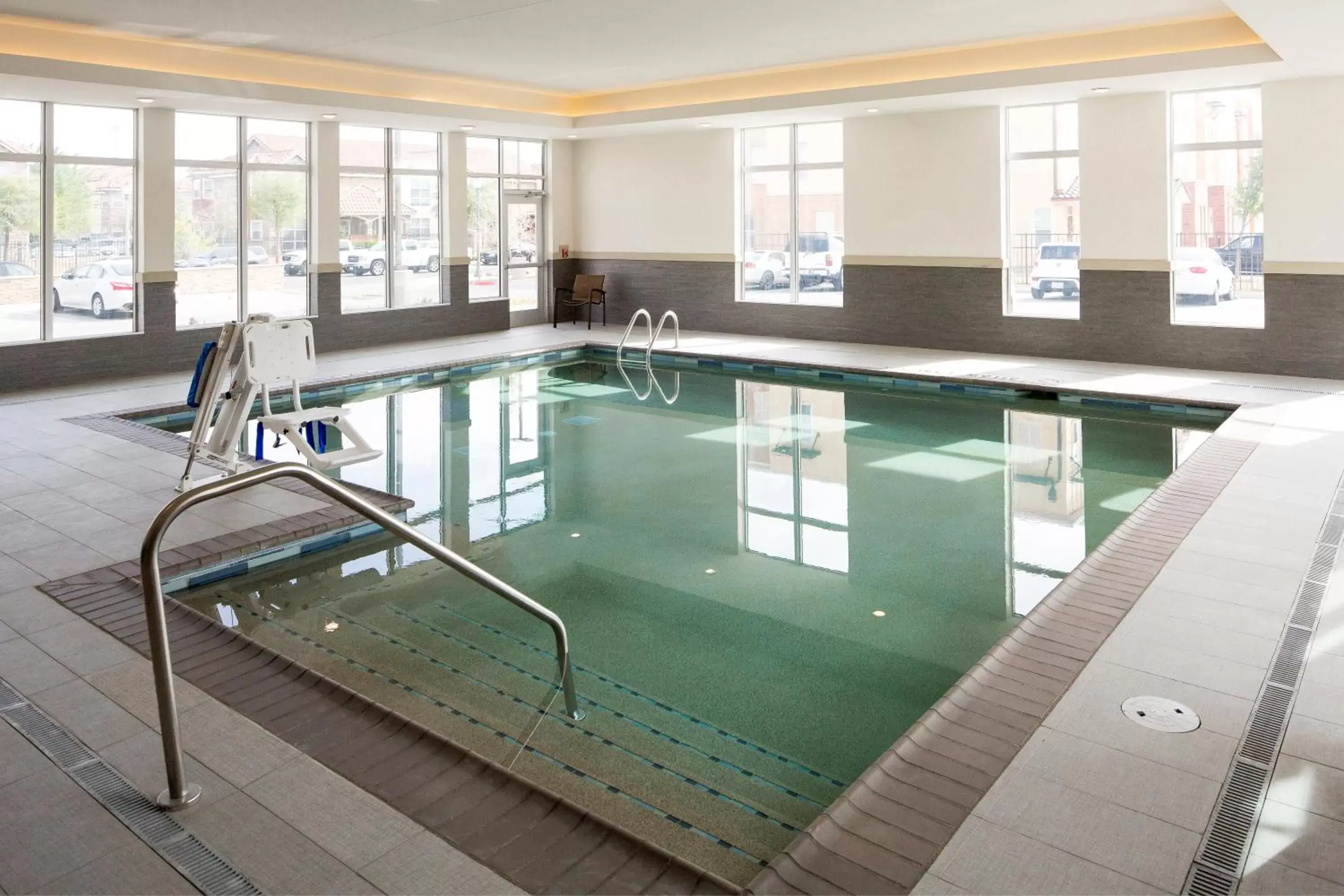 Swimming Pool in Hyatt Place Lubbock