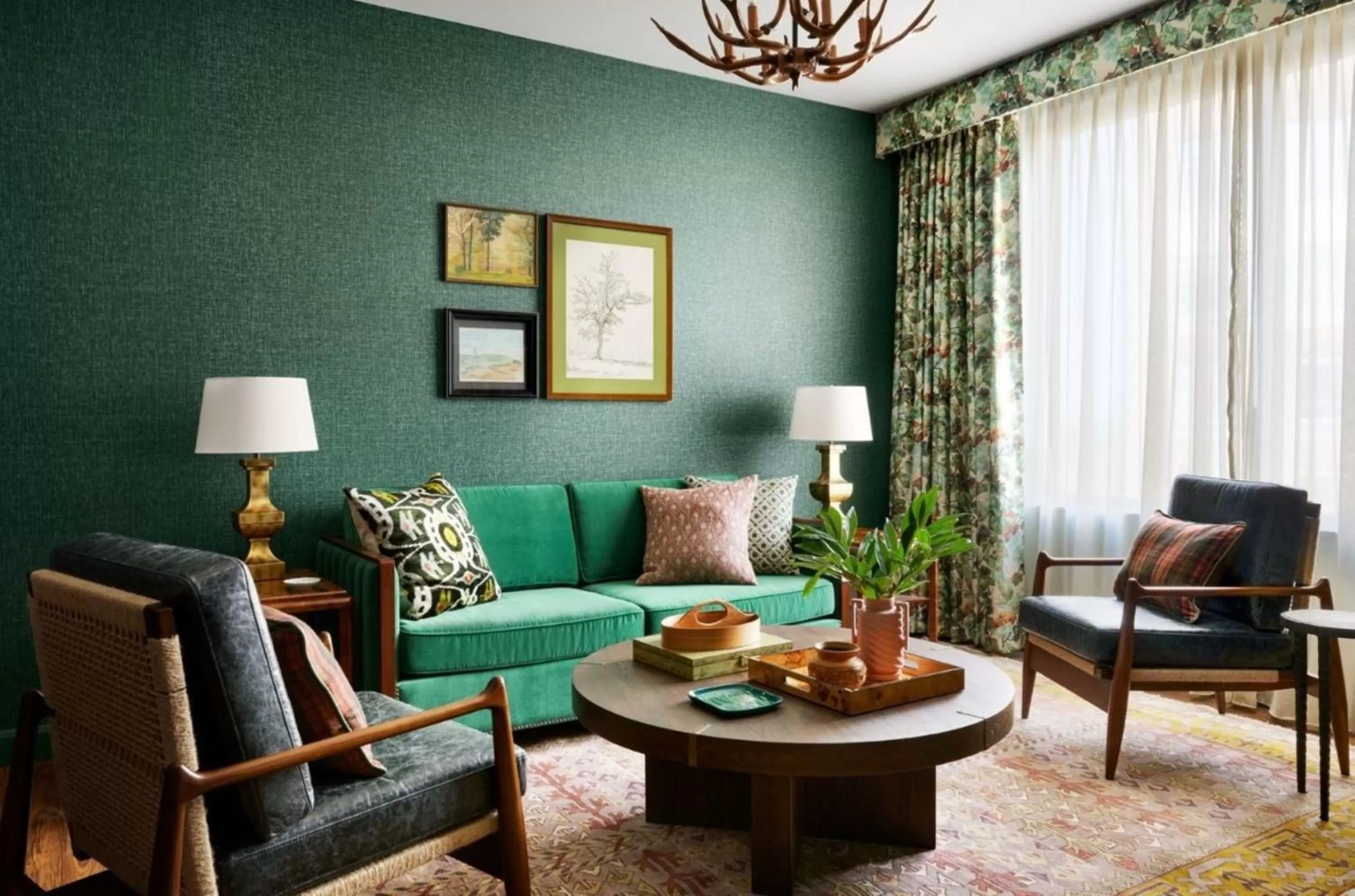 Living room in Graduate by Hilton East Lansing