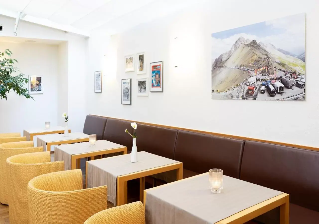 Lounge or bar, Restaurant/Places to Eat in Boutique Hotel Hauser