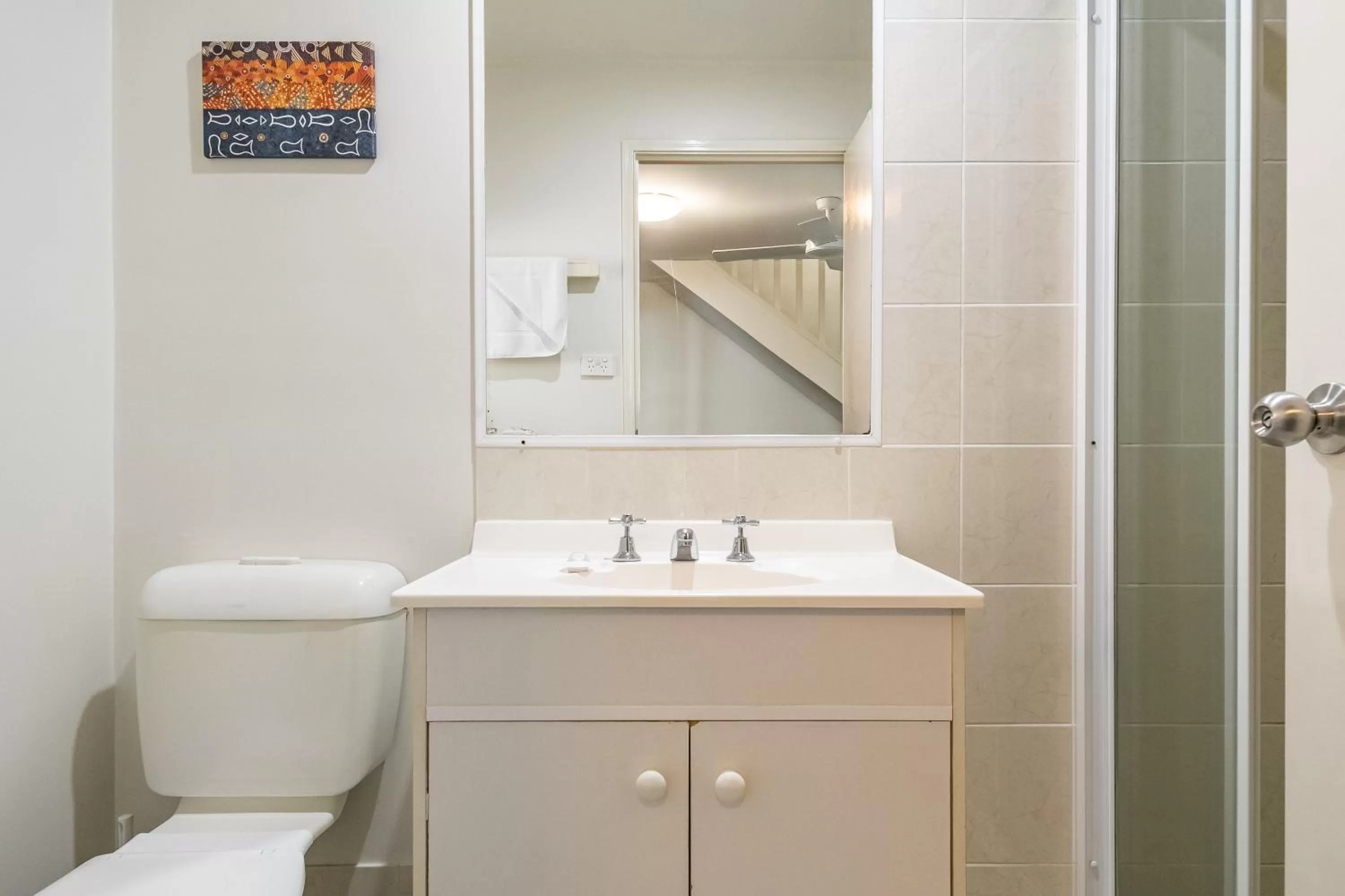 Shower in Byron Central Apartments