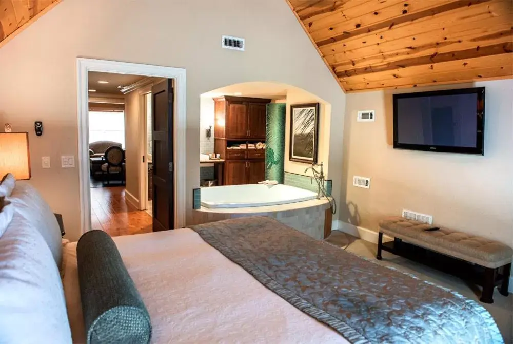 Bedroom, Room Photo in Brasstown Valley Resort & Spa