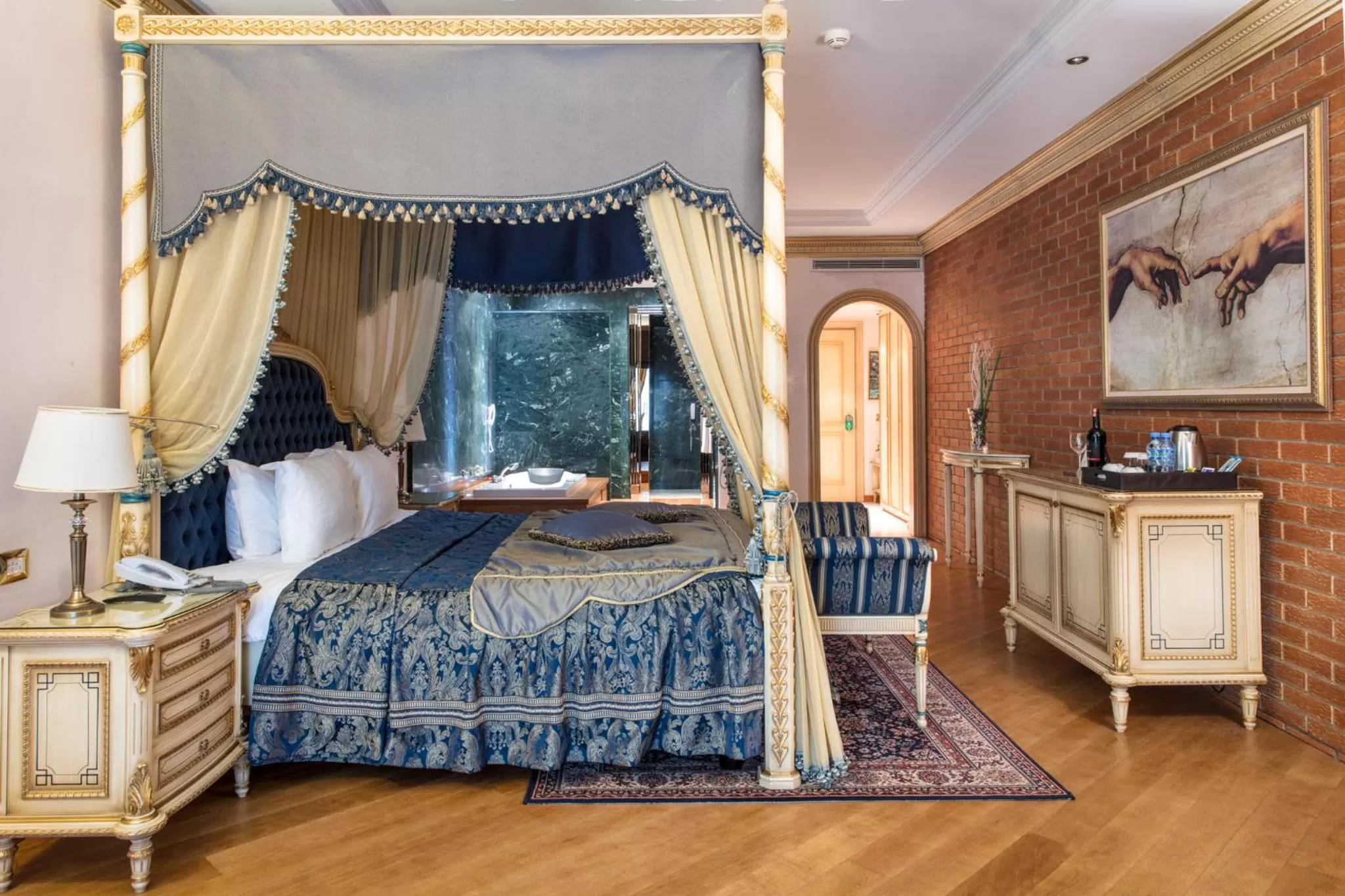 Bed in Xheko Imperial Luxury Hotel & SPA