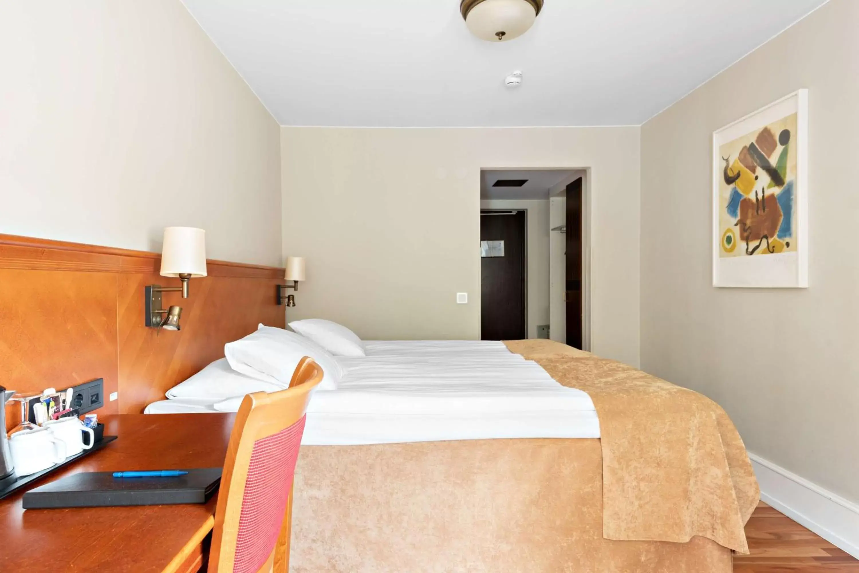 Bedroom, Bed in Best Western Strand Hotel