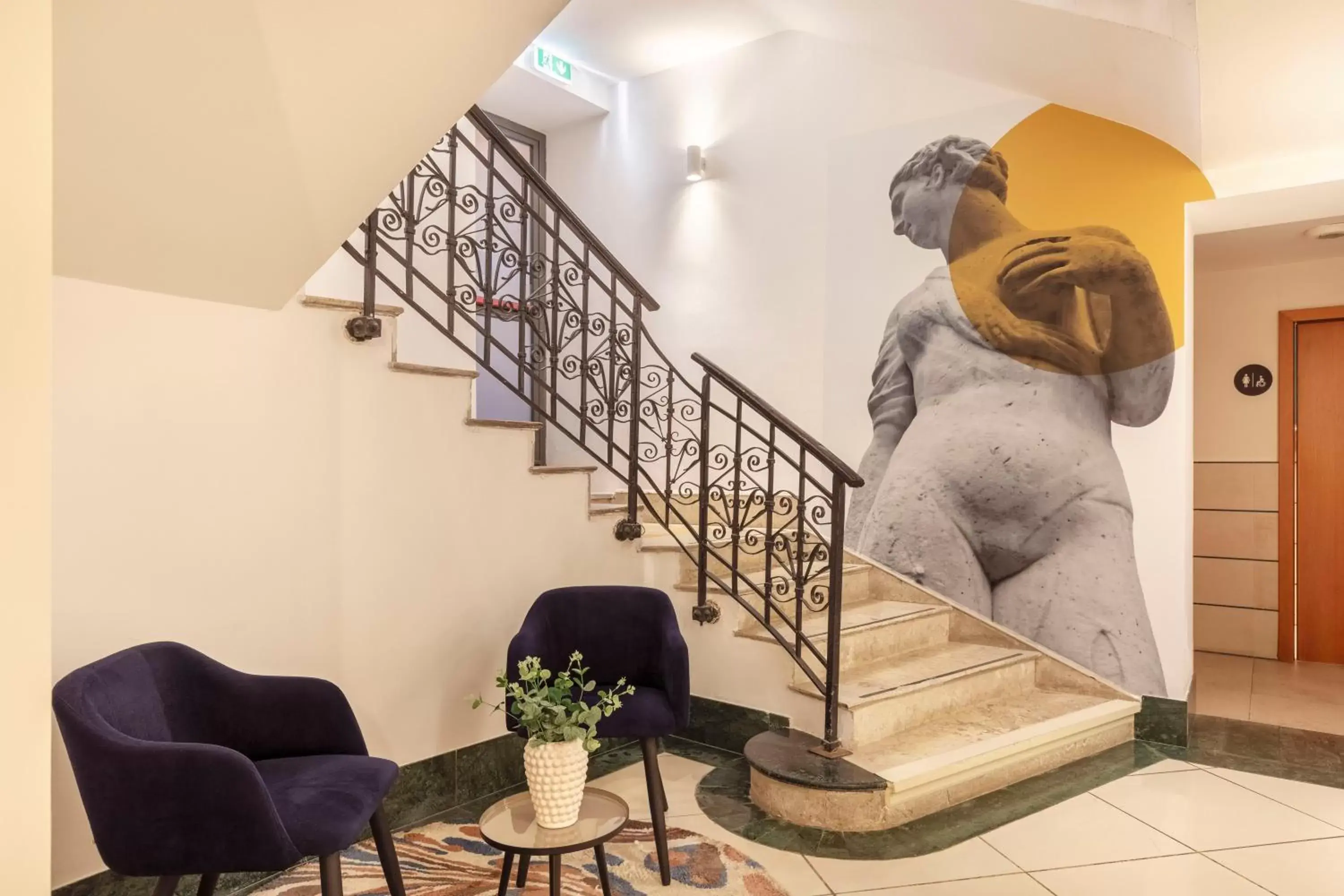 Lobby or reception, Seating Area in B&B Hotel Palermo Quattro Canti