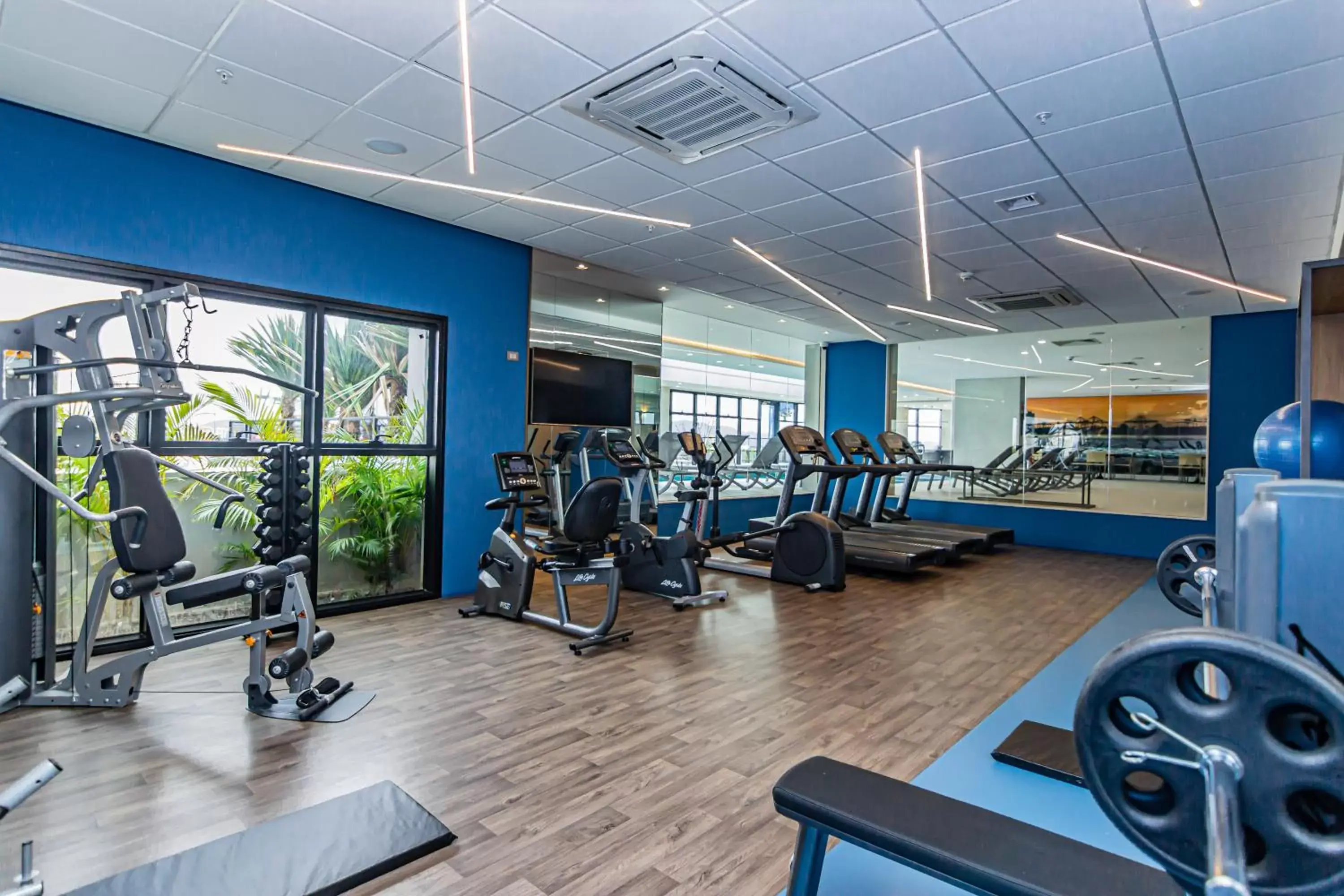 Fitness centre/facilities, Fitness Center/Facilities in Mercure Itajai Navegantes