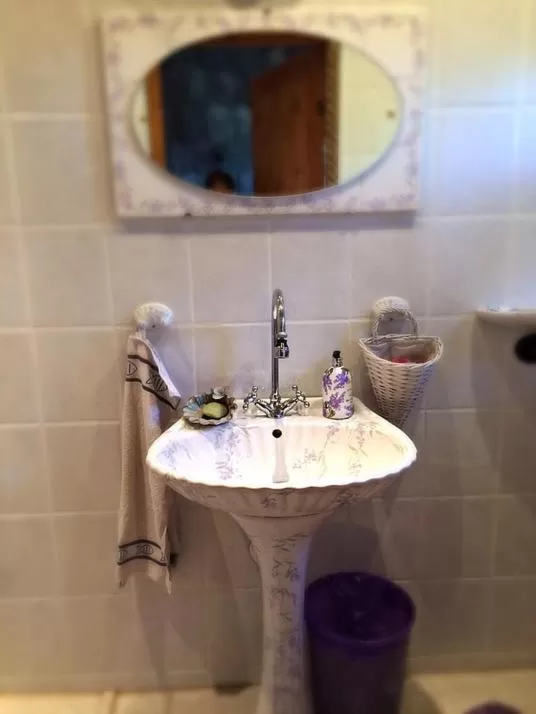 Bathroom in Woodstock B & B Studios