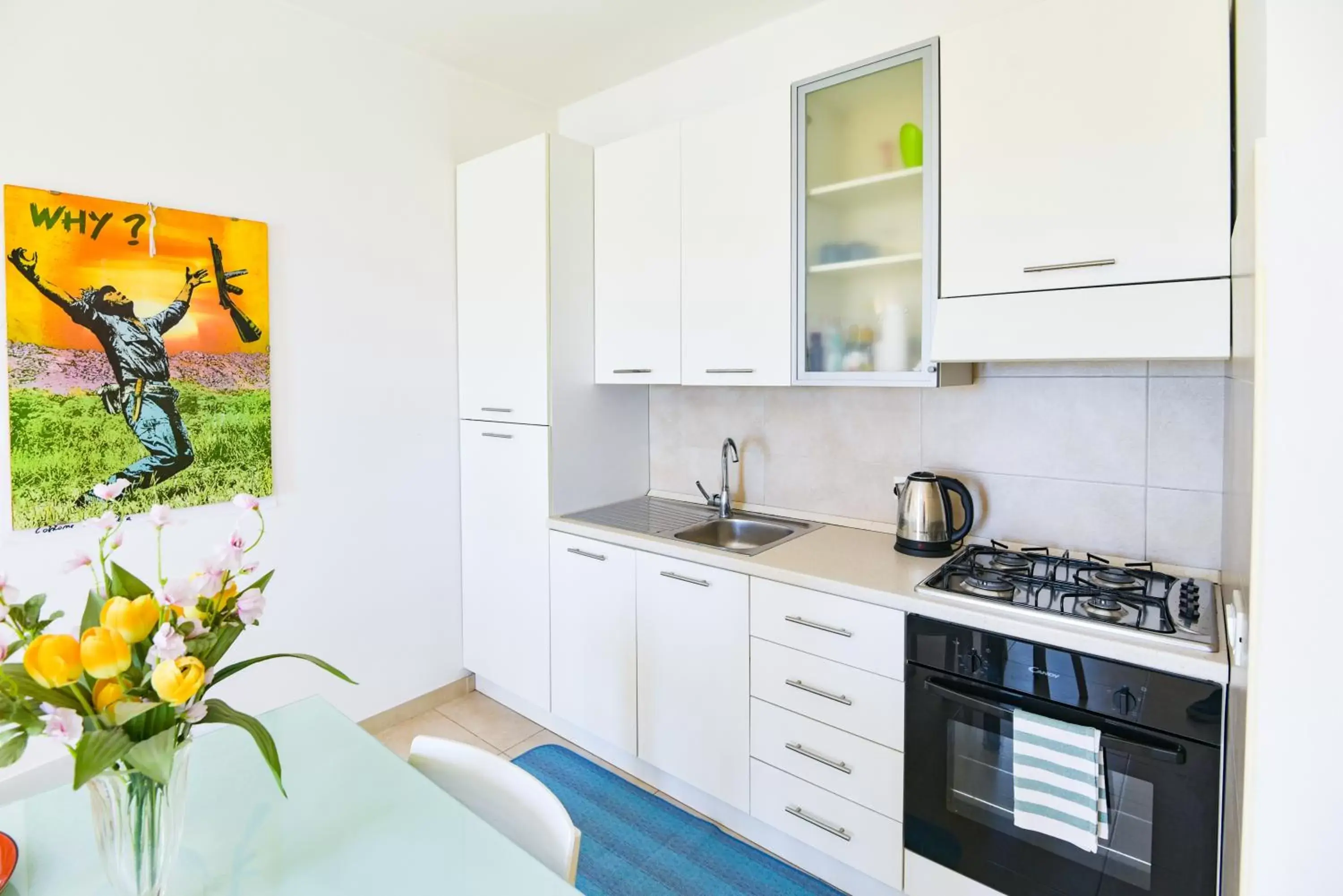 Kitchen or kitchenette in Aurora Residence