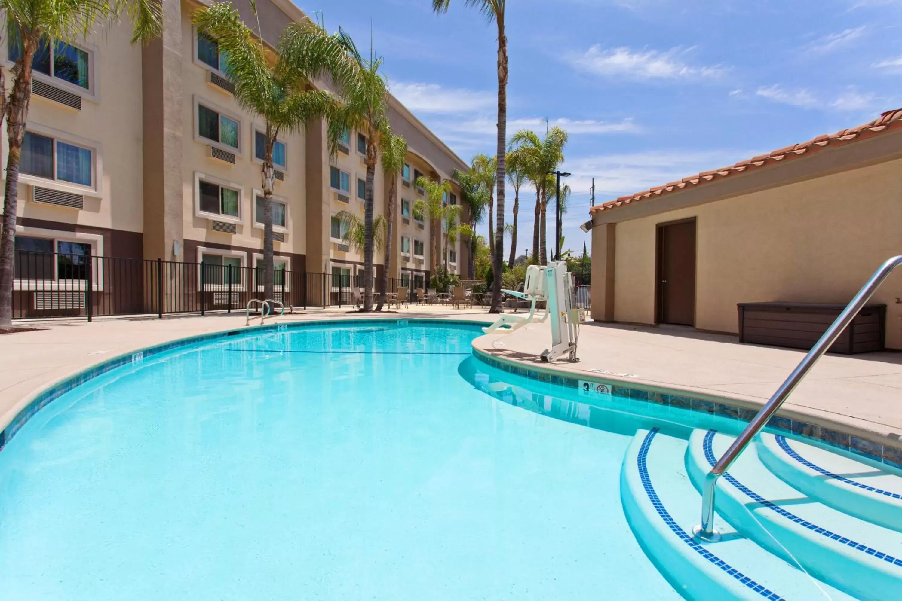 Swimming pool in Holiday Inn Express San Bernardino Colton by IHG Swimming pool in Holiday Inn Express San Bernardino Colton by IHG