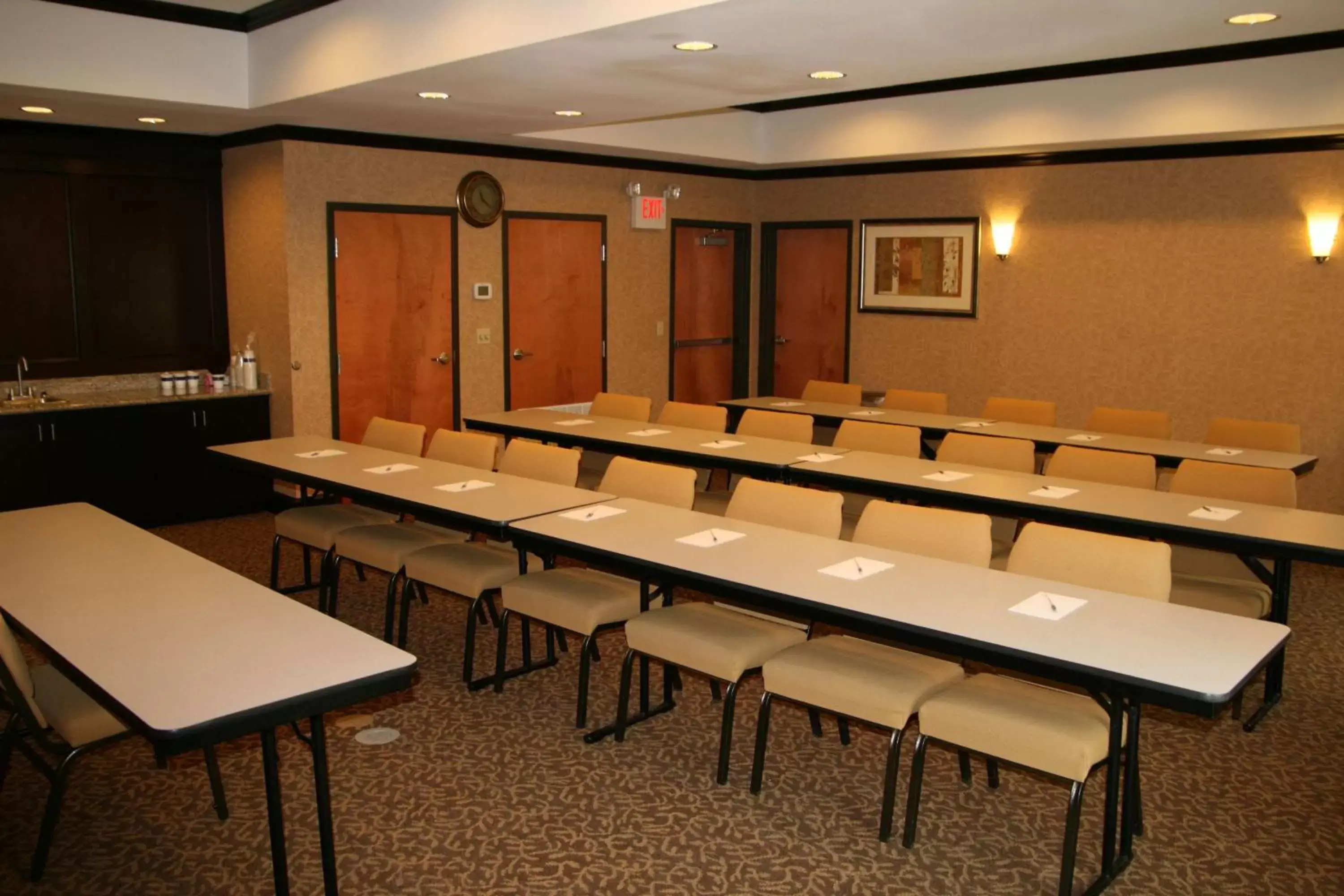 Meeting/conference room in Hampton Inn & Suites Buffalo