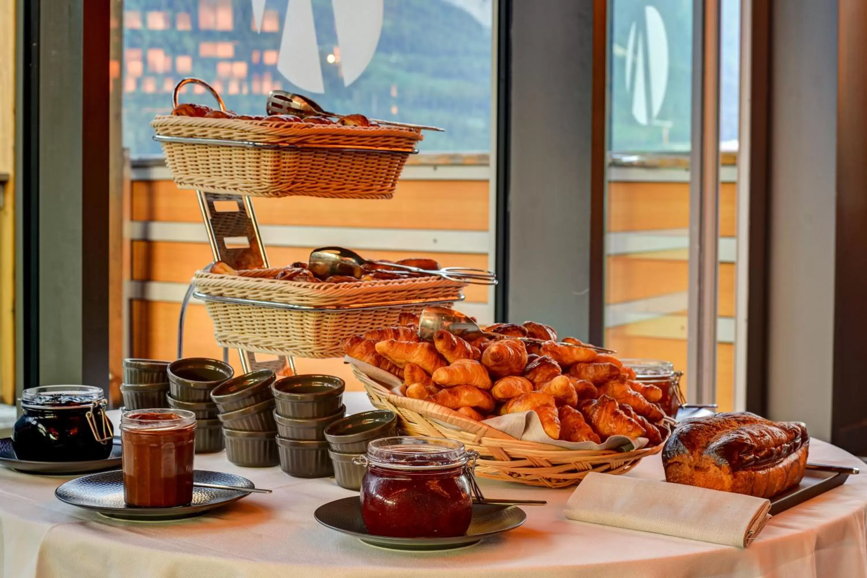 Buffet breakfast in Alpina Eclectic Hotel