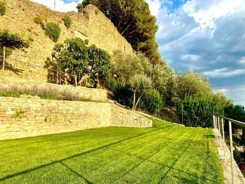 Garden view in San Michele al Castello