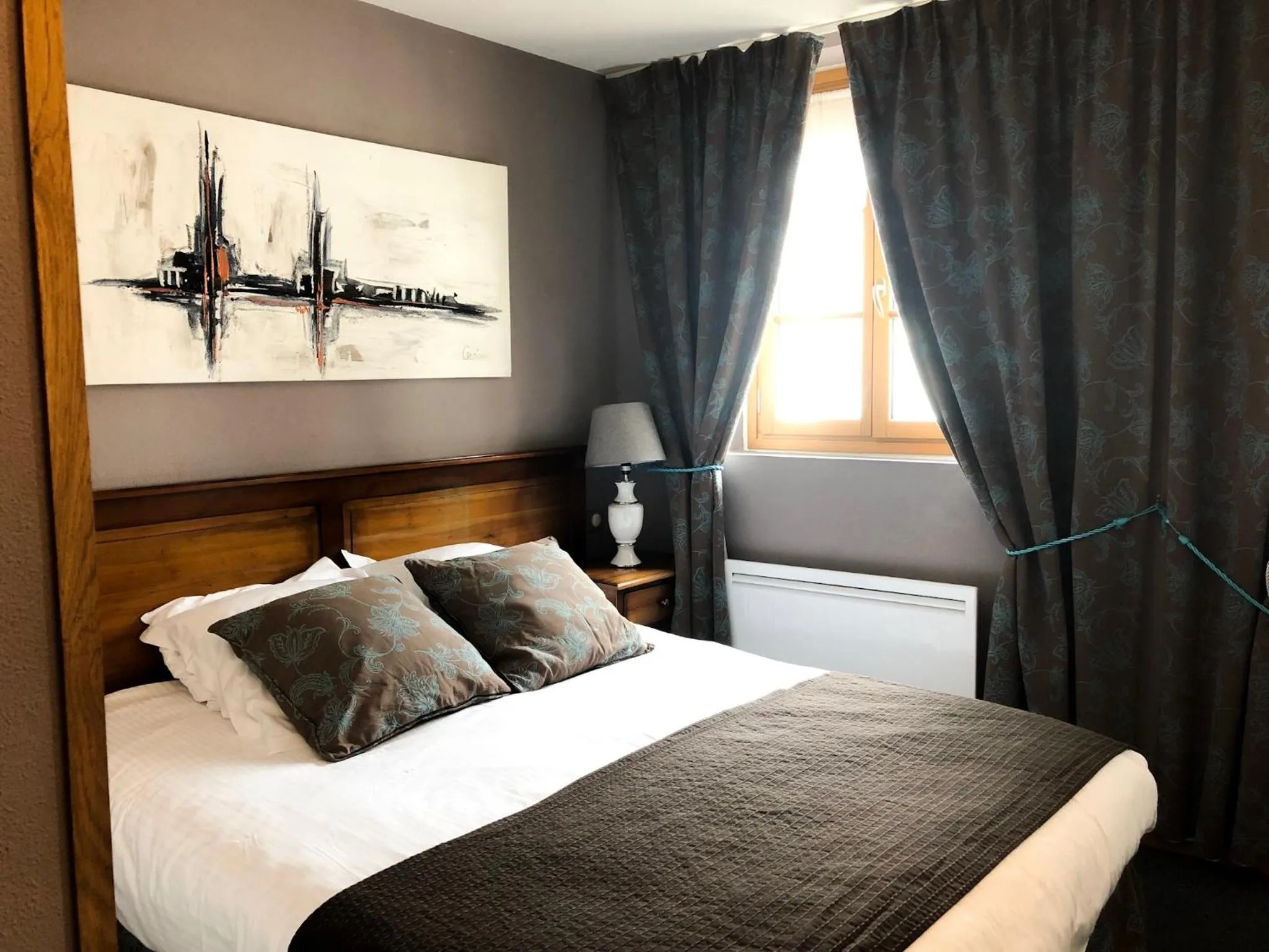 Bedroom, Bed in Entre Terre Et Mer