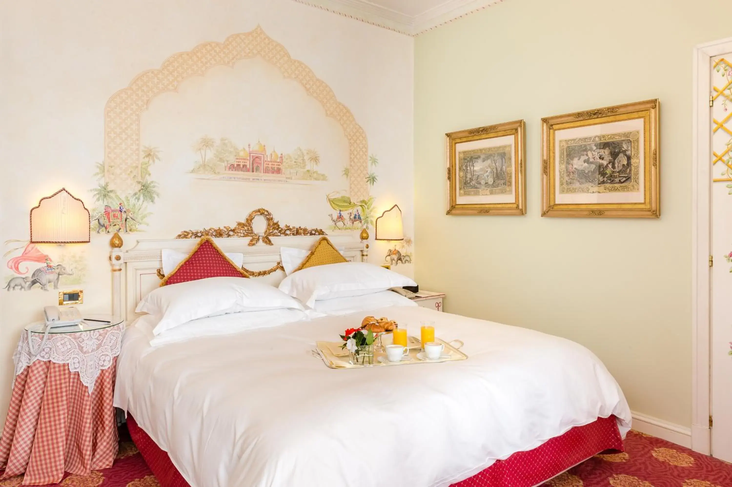 Bedroom, Bed in Hotel Villa E Palazzo Aminta