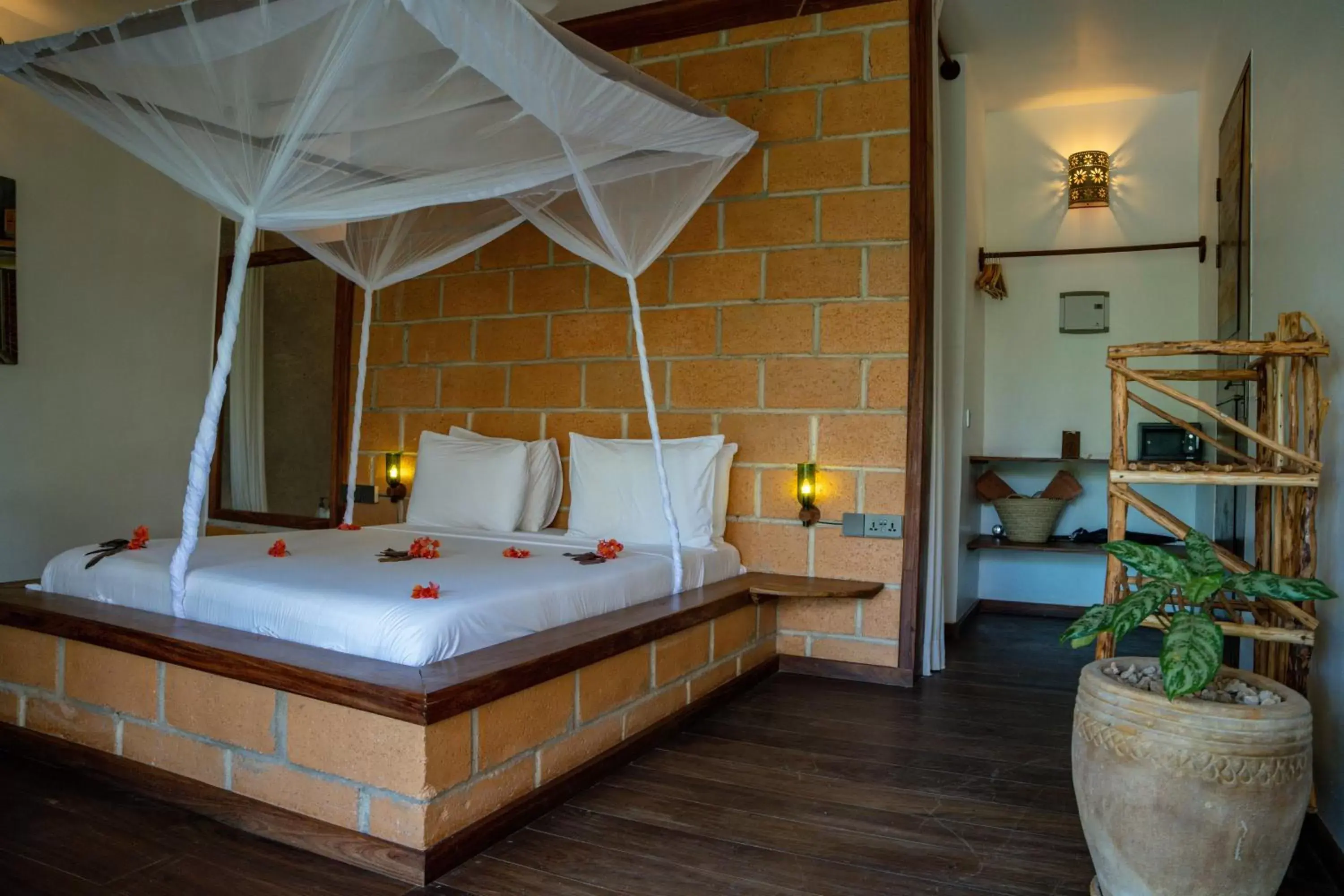 King Room with Pool View - single occupancy in Aluna Nungwi King Room with Pool View - single occupancy in Aluna Nungwi