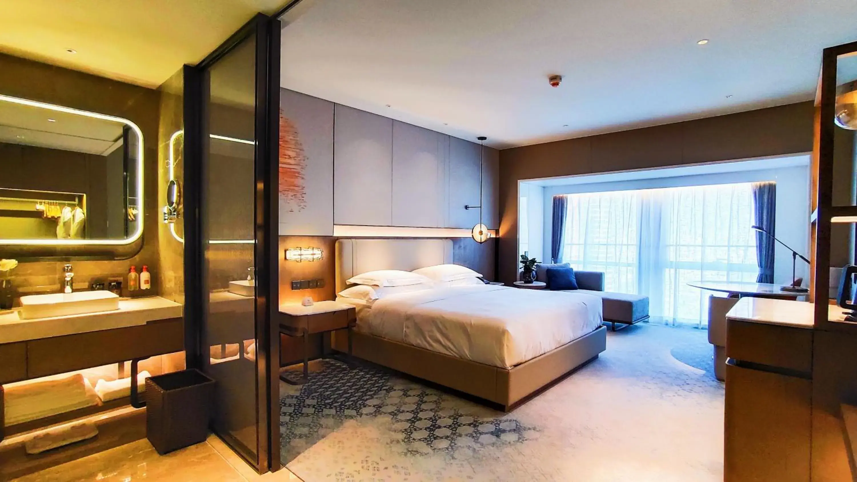 Bed in Crowne Plaza Hohhot City Center