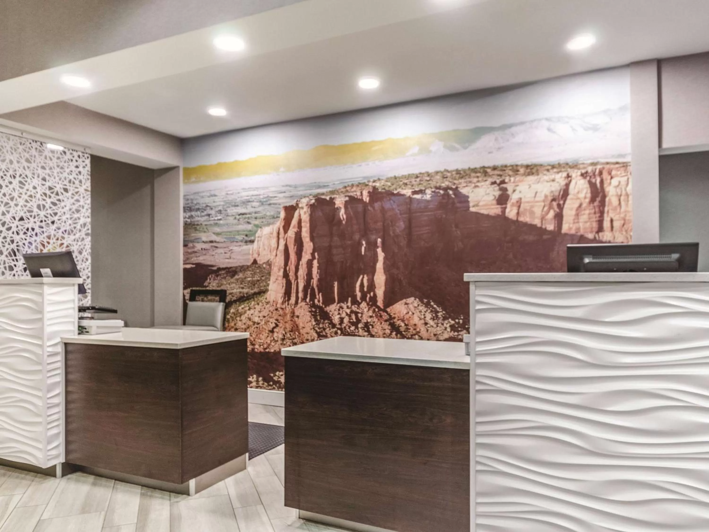 Lobby or reception in La Quinta by Wyndham Grand Junction Airport