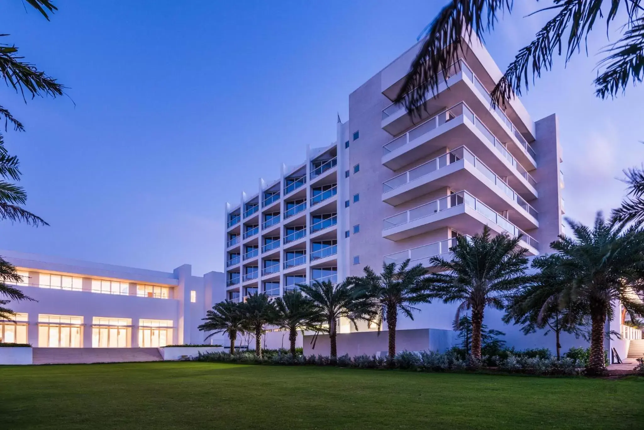 Property Building in Dreams Karibana Cartagena Golf & Spa Resort
