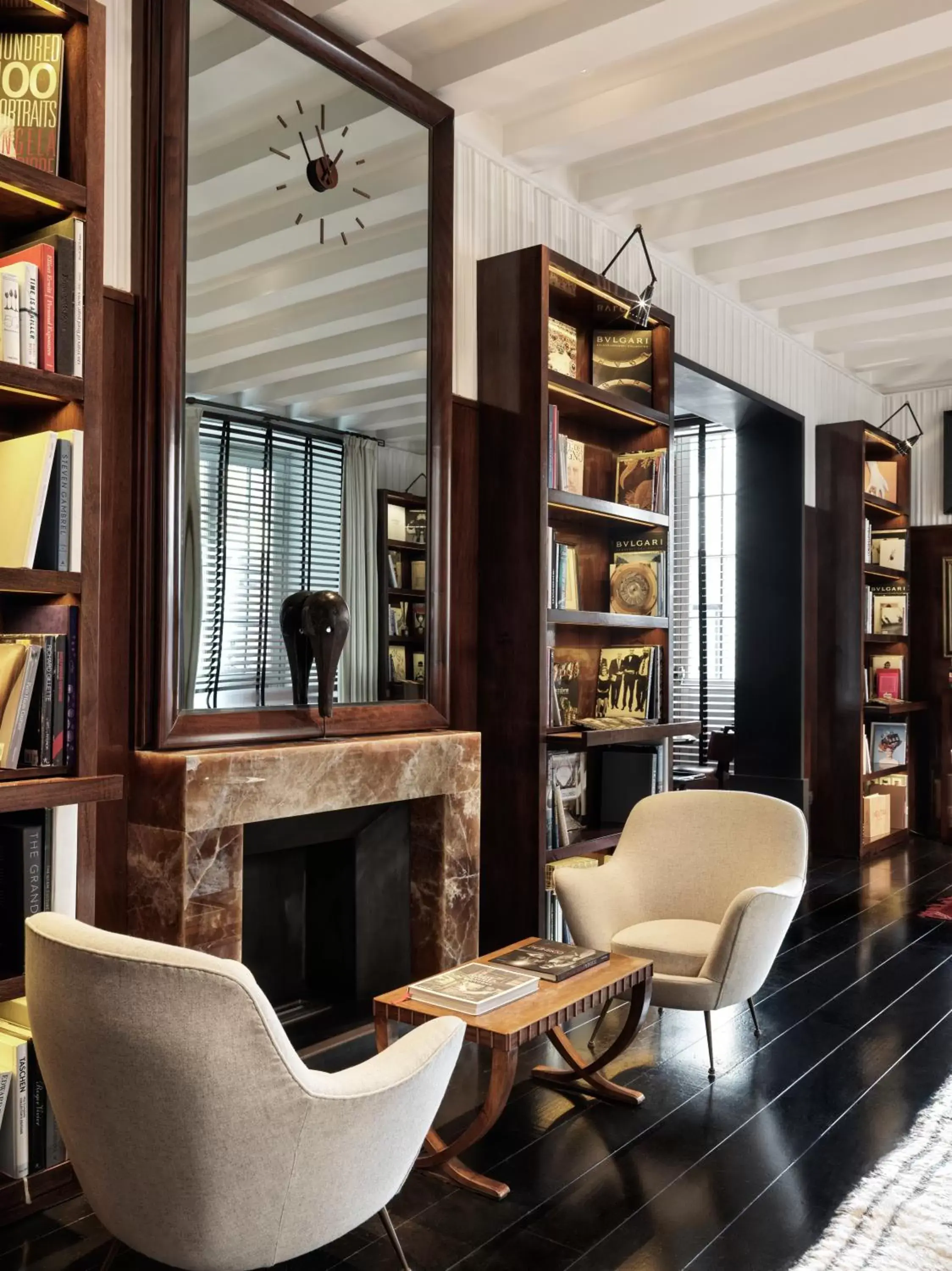 Library in J.K. Place Roma - The Leading Hotels of the World